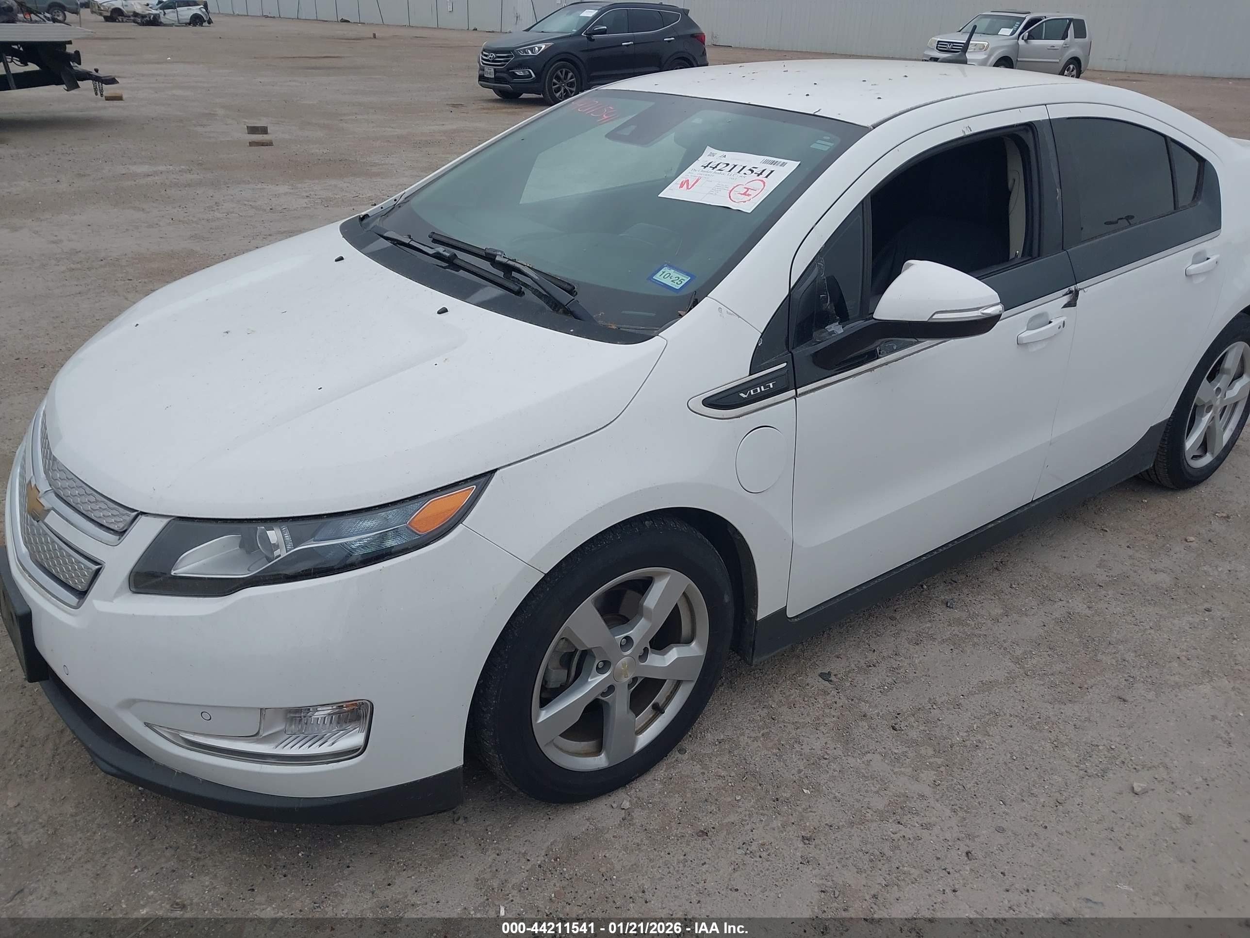 CHEVROLET VOLT image 6