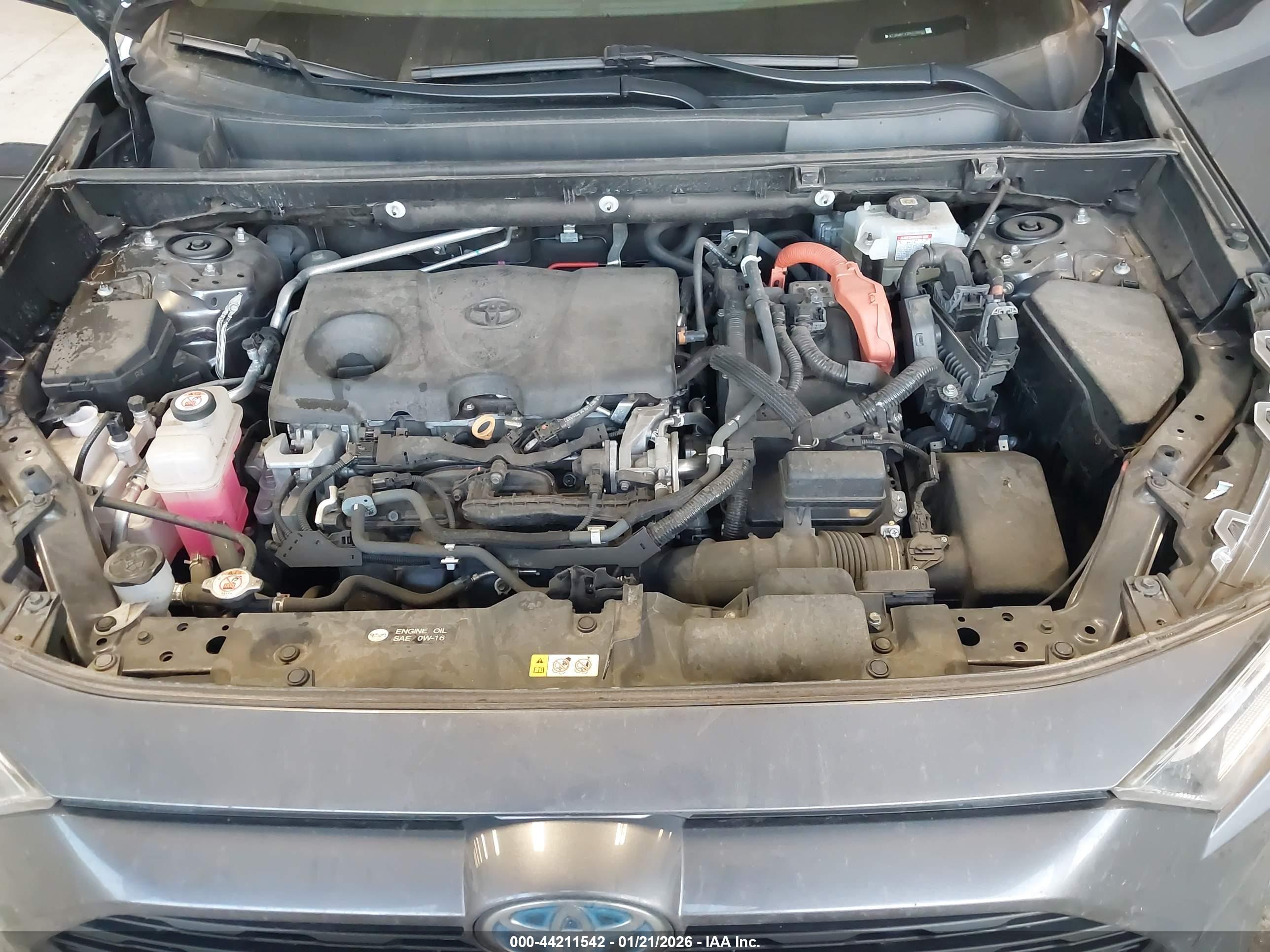 TOYOTA RAV4 image 10