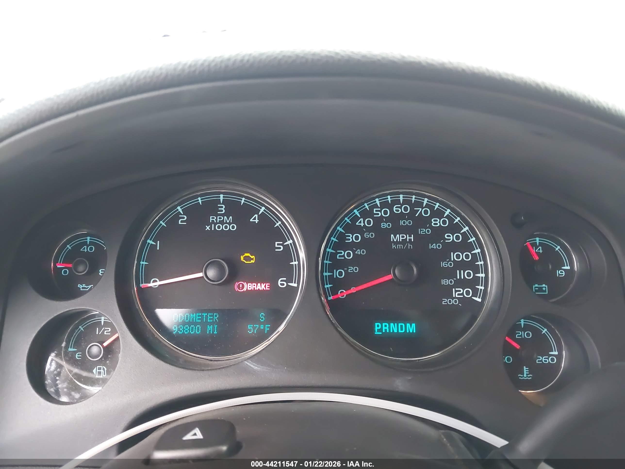CHEVROLET TAHOE image 7