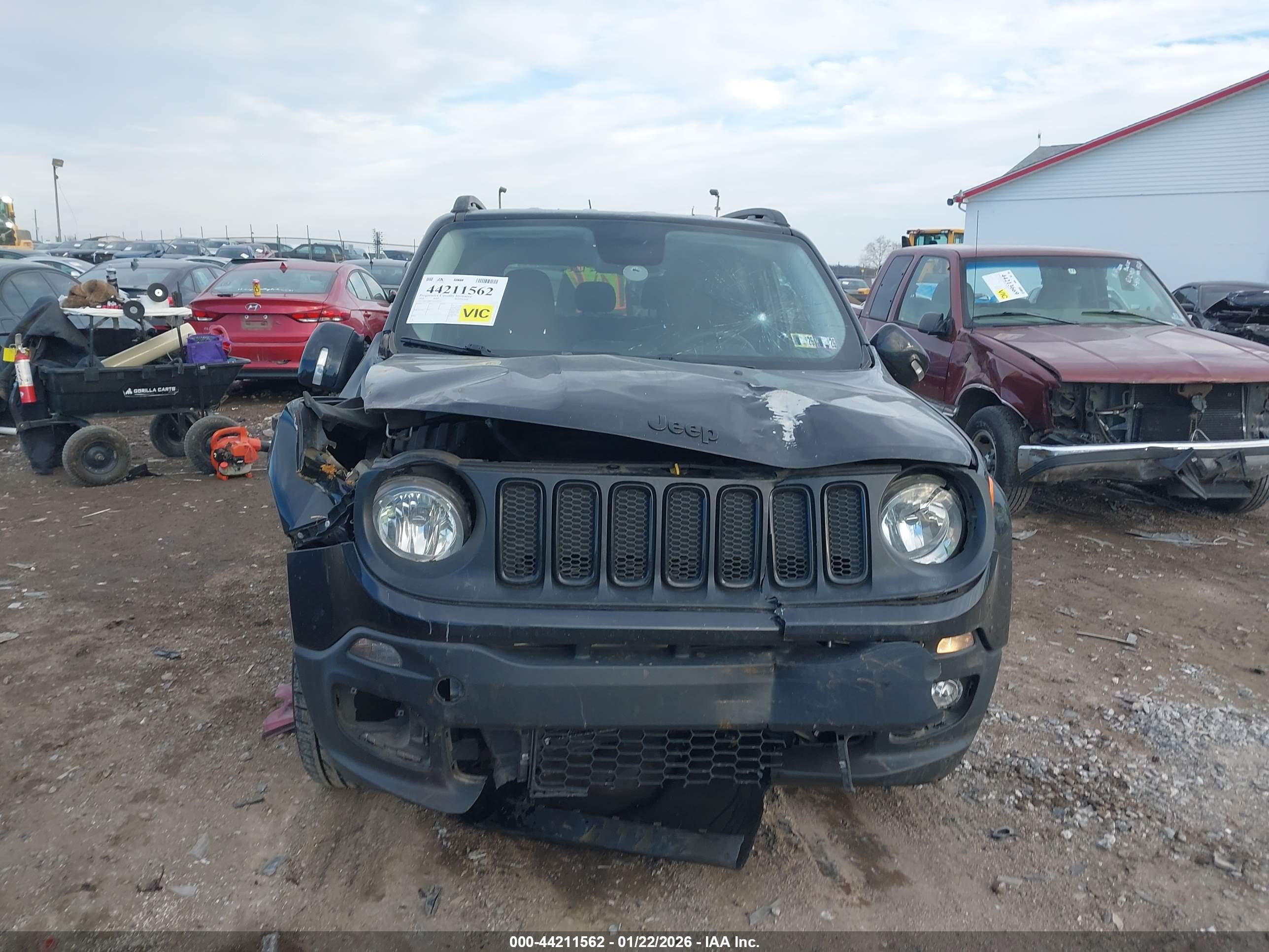 JEEP RENEGADE image 6
