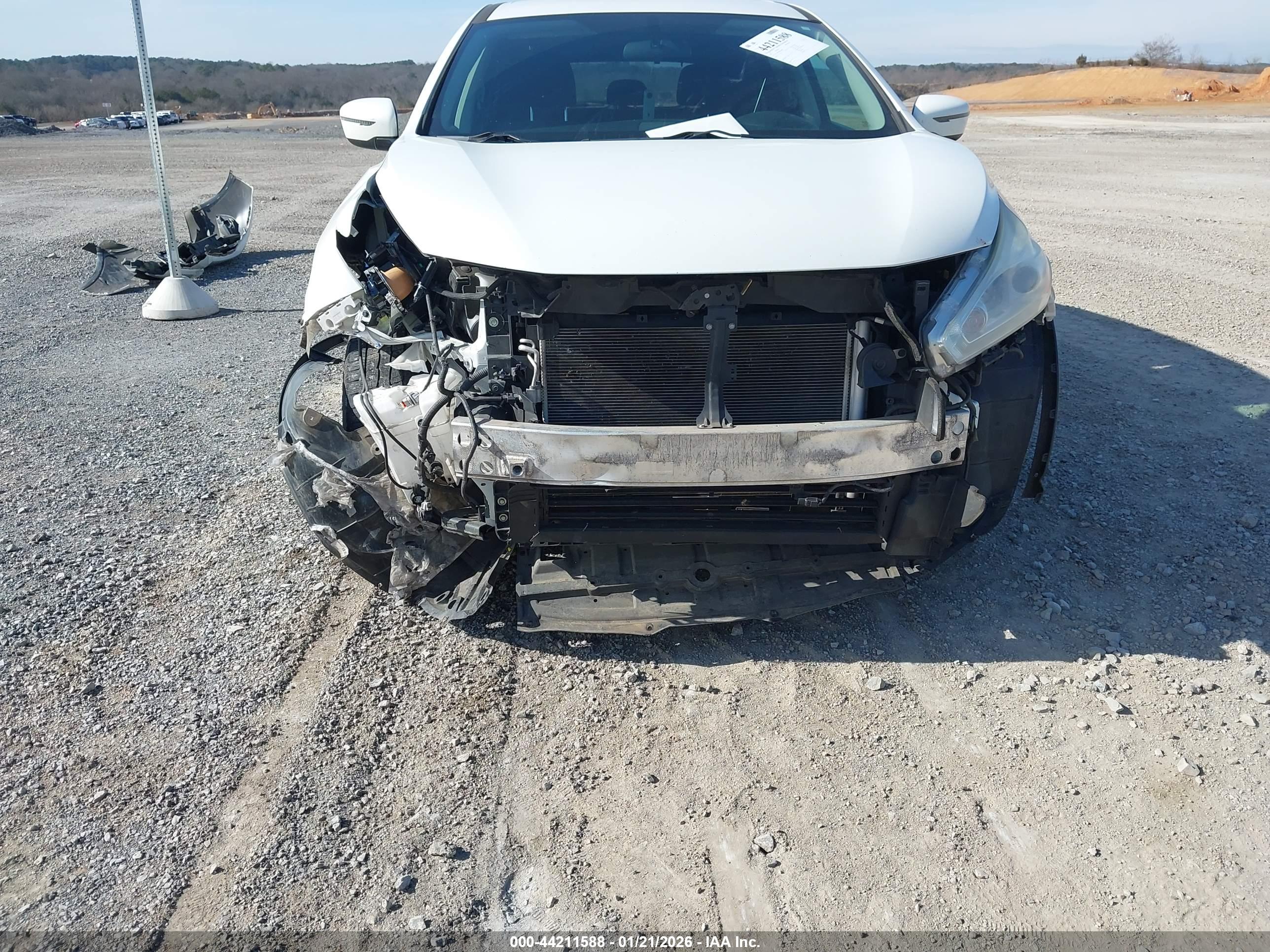 NISSAN MURANO image 6