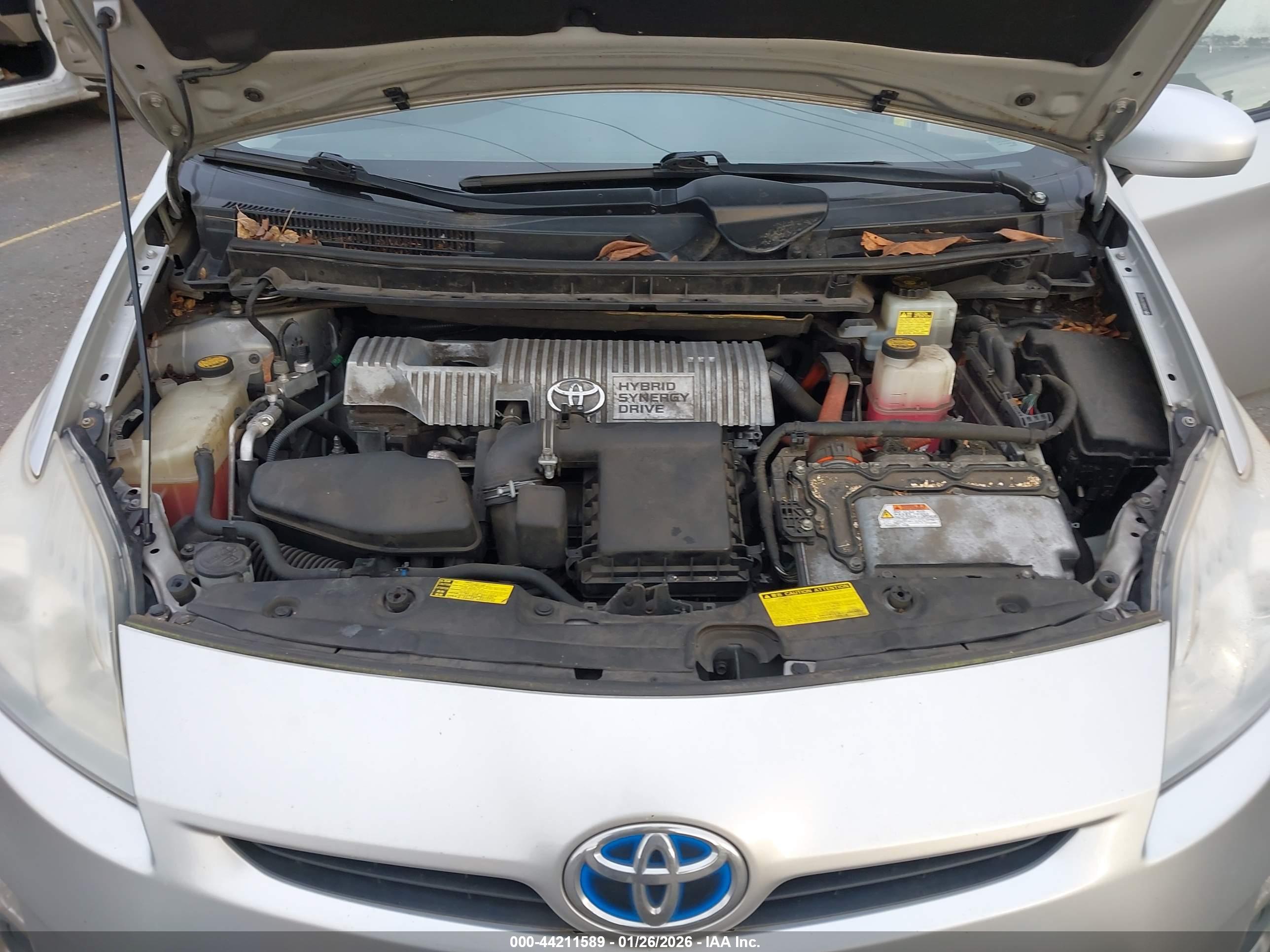 TOYOTA PRIUS image 10