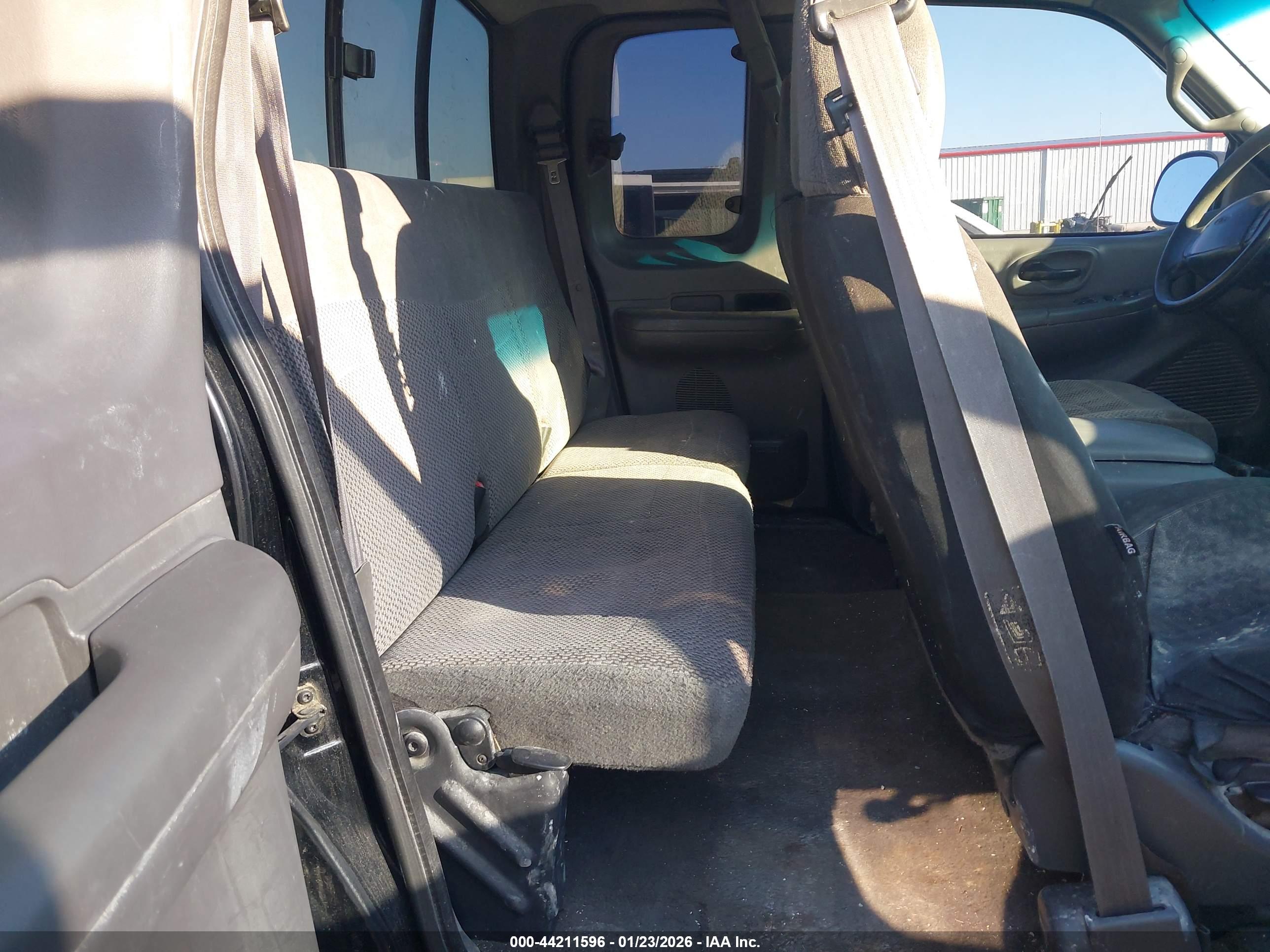 FORD F-150 image 8