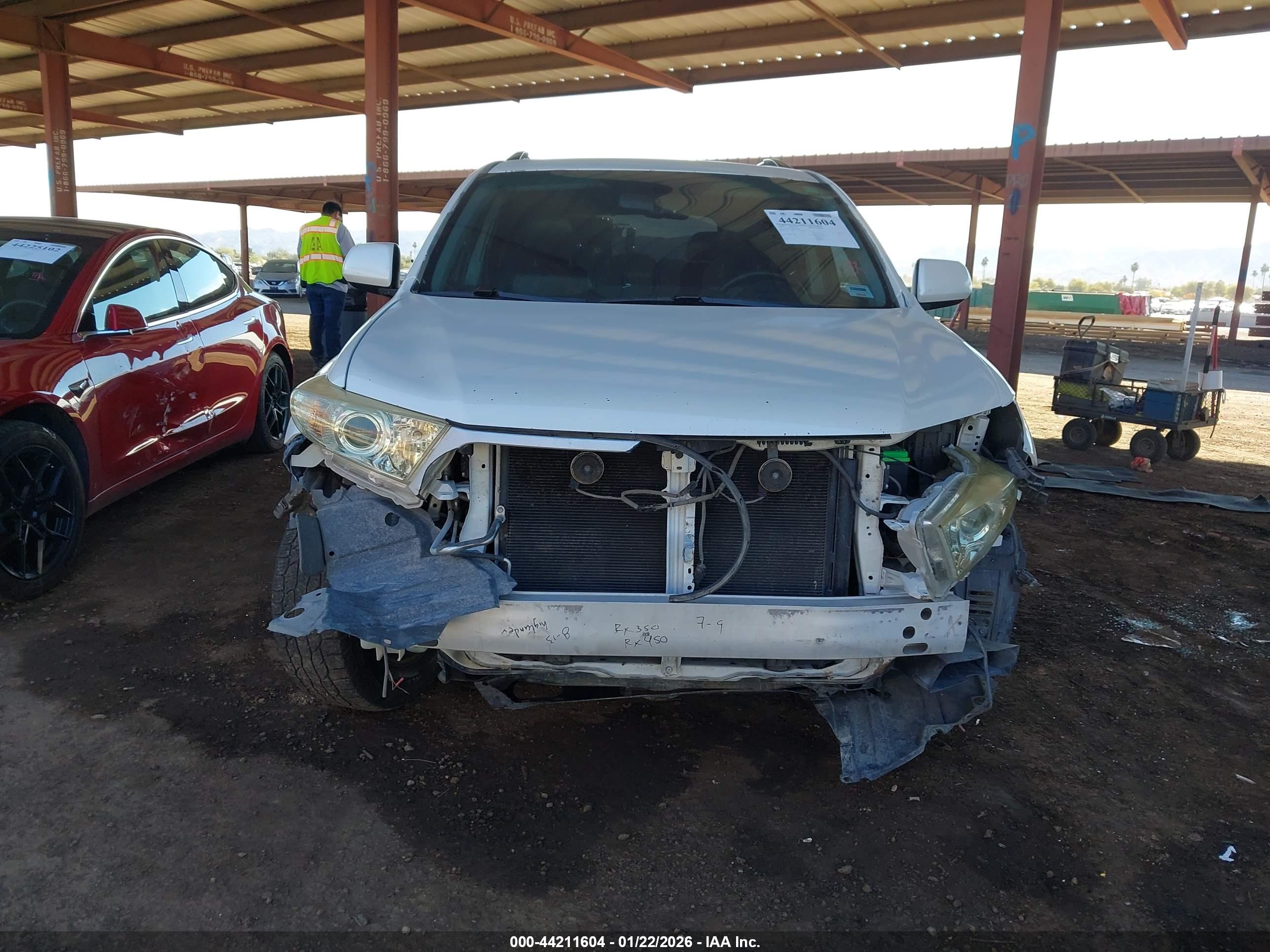 TOYOTA HIGHLANDER image 6
