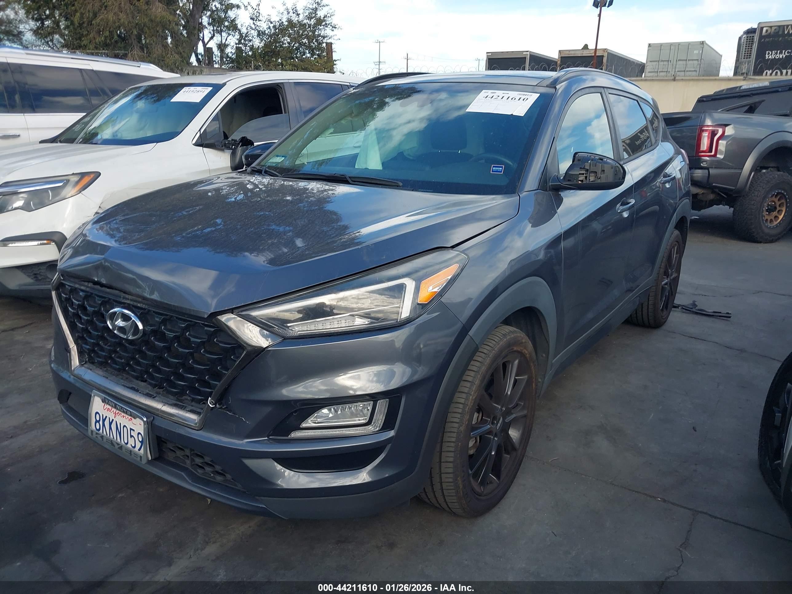 HYUNDAI TUCSON image 2