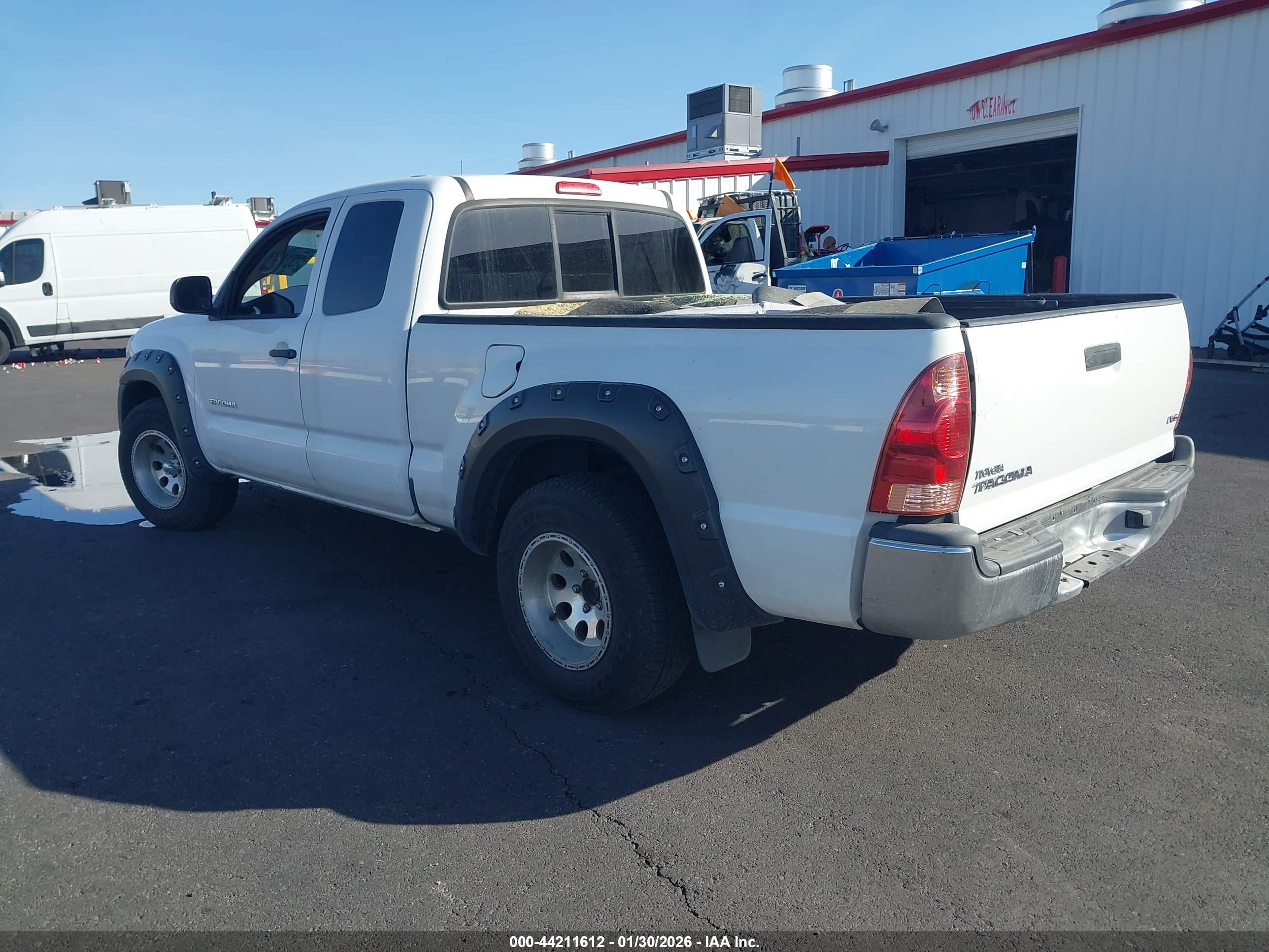 TOYOTA TACOMA image 3