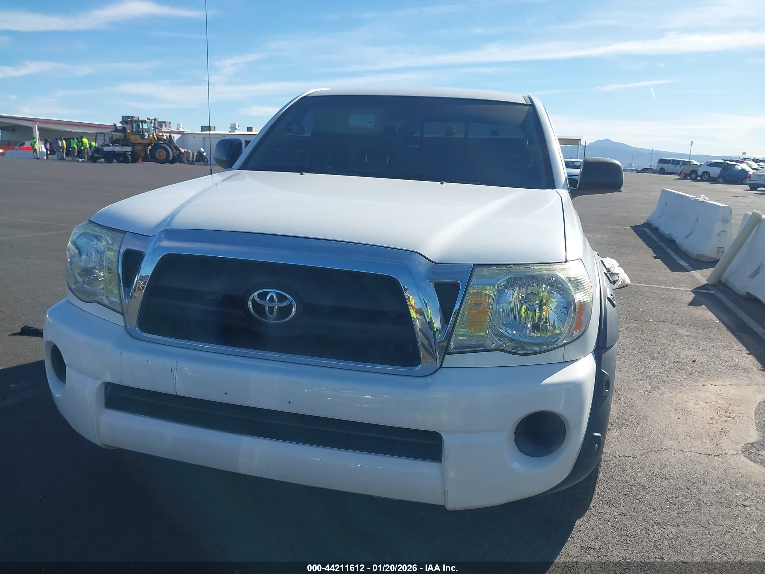 TOYOTA TACOMA image 6