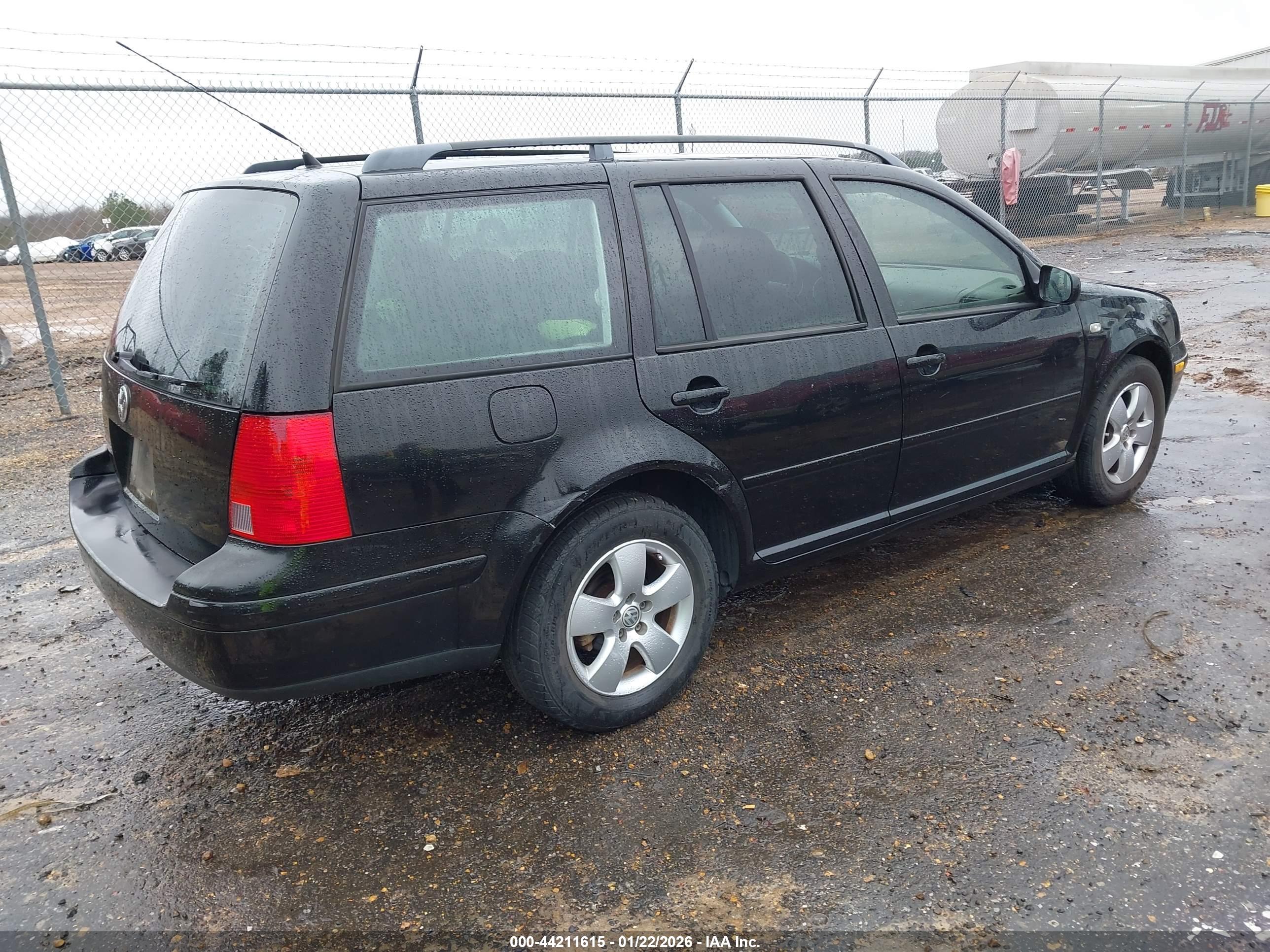 VOLKSWAGEN JETTA image 4