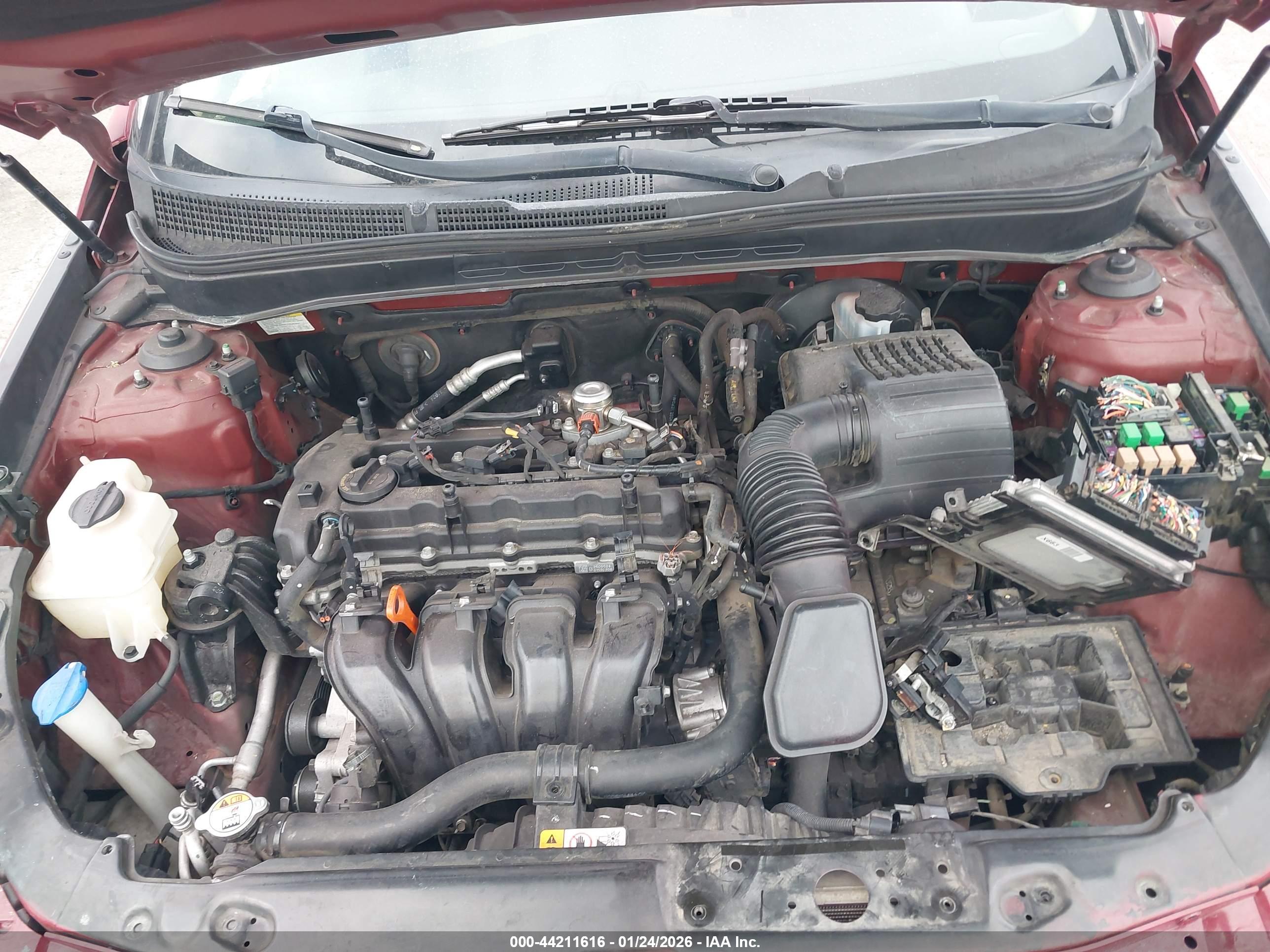 HYUNDAI SONATA image 10