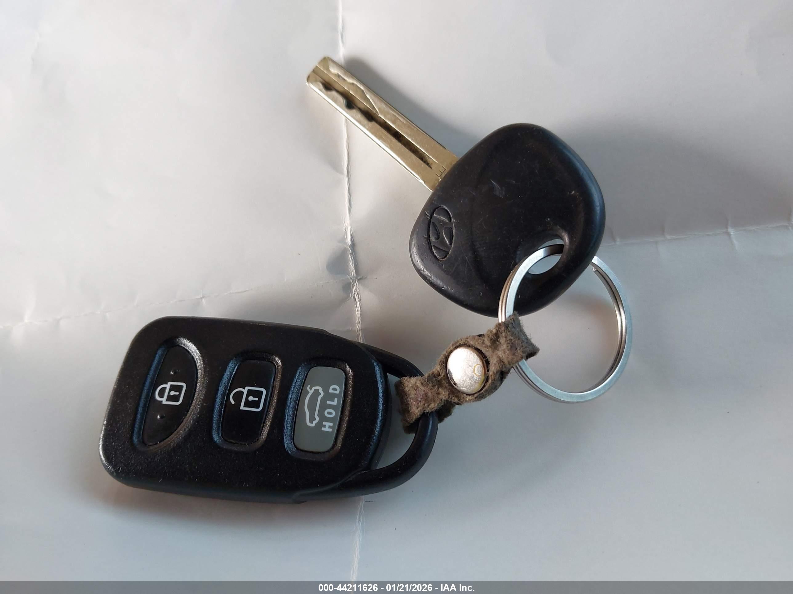 HYUNDAI SONATA image 11