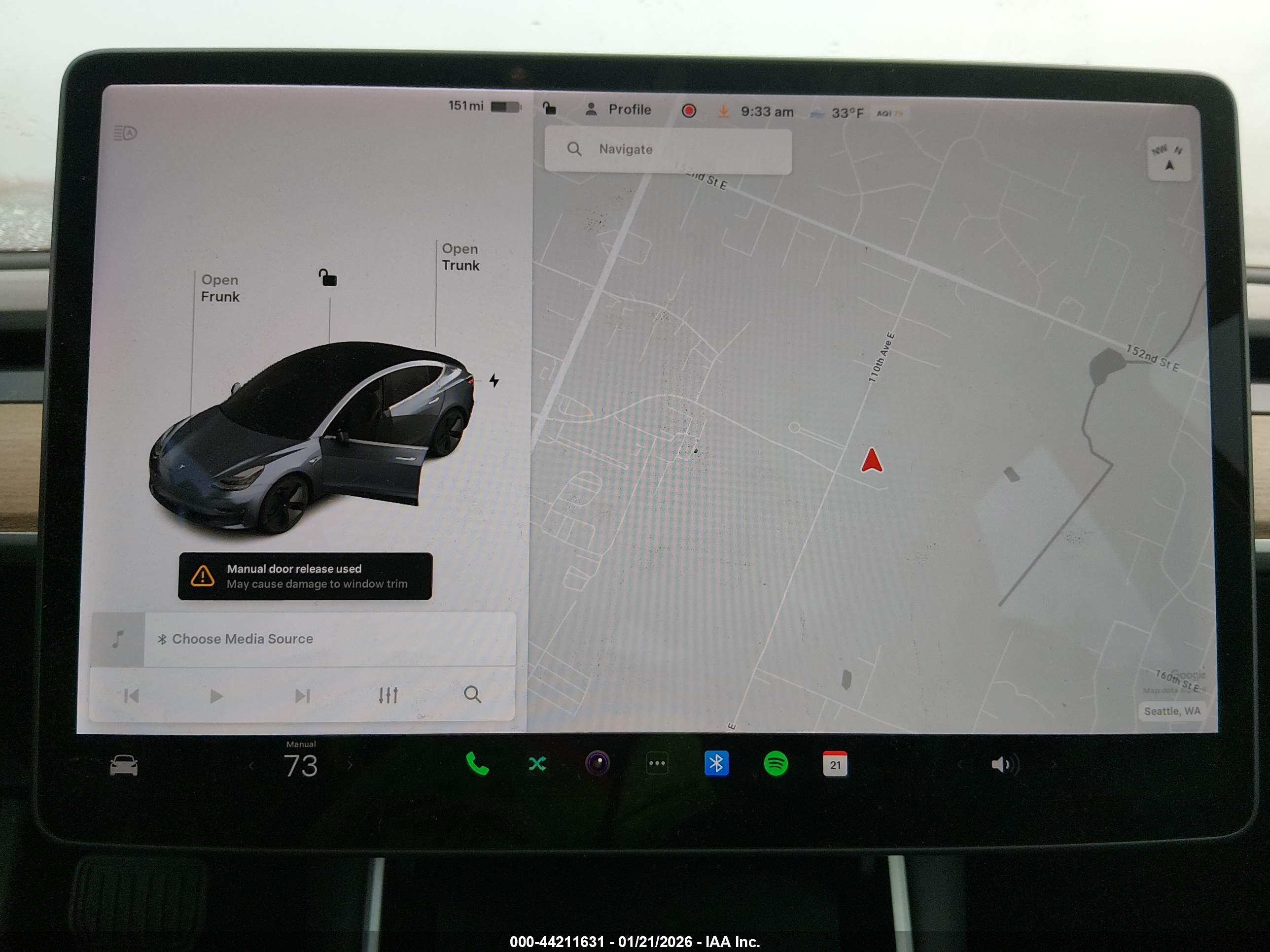 TESLA MODEL image 7