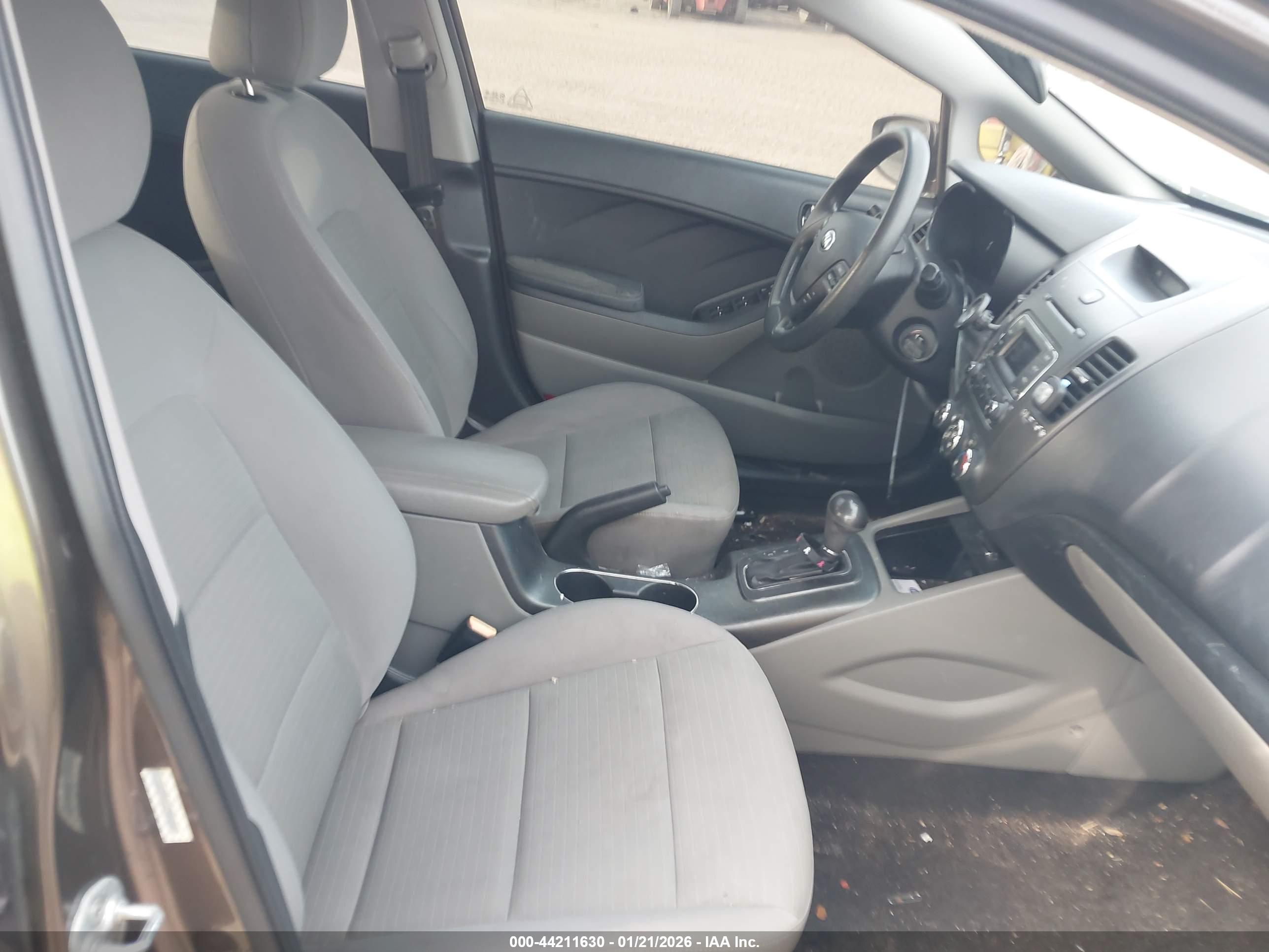 KIA FORTE image 5
