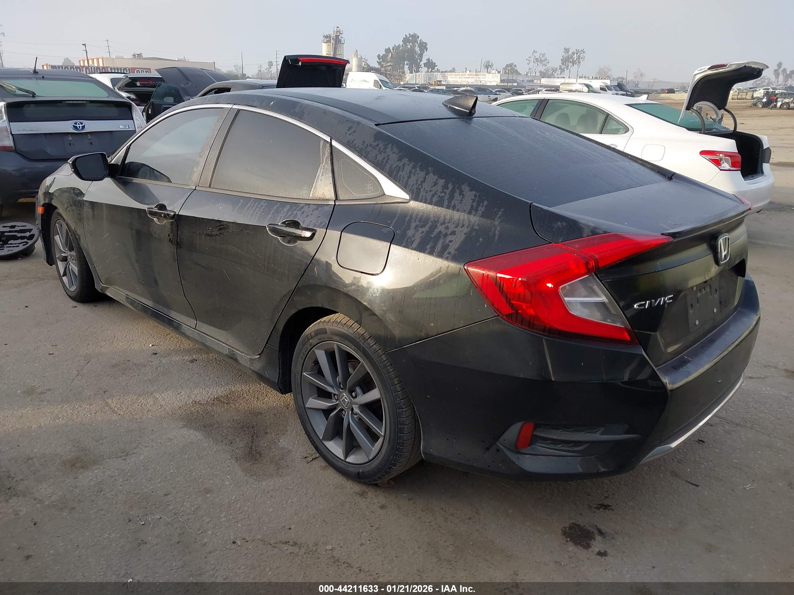 HONDA CIVIC image 3