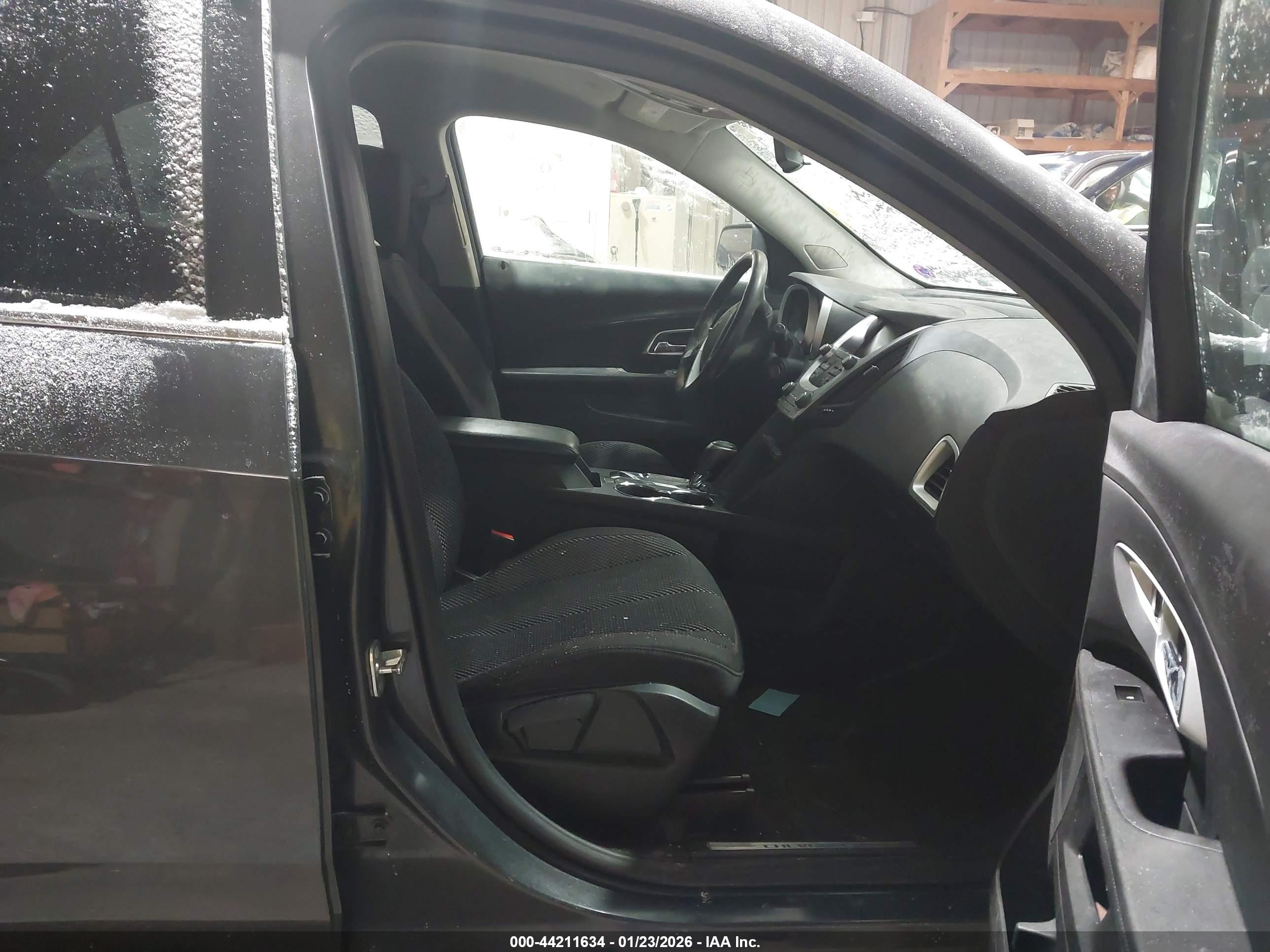 CHEVROLET EQUINOX image 5