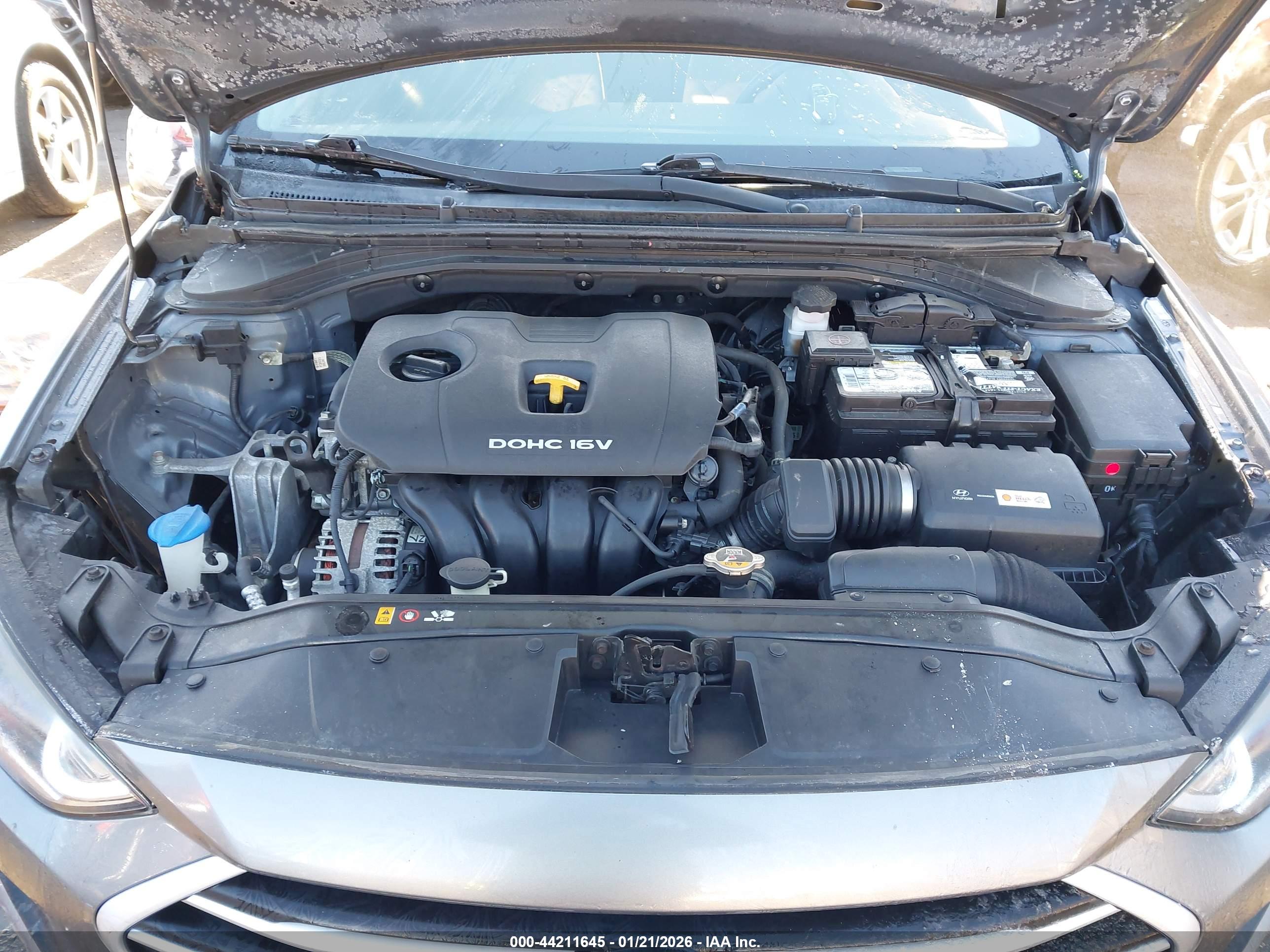 HYUNDAI ELANTRA image 10