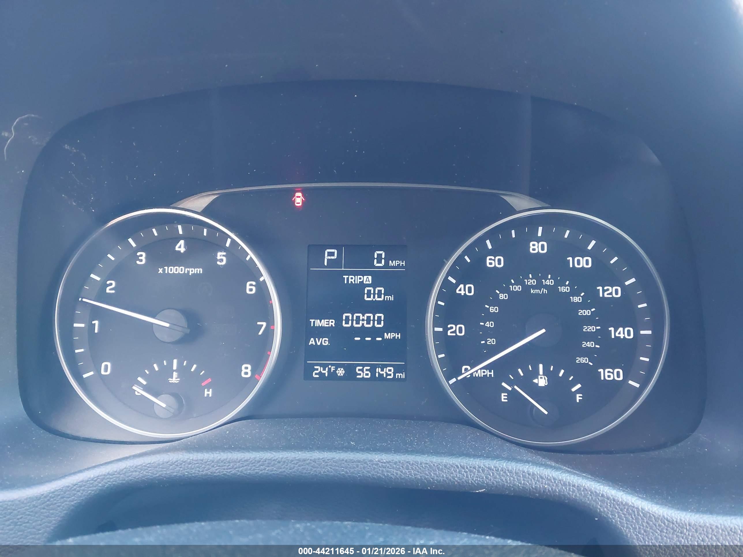 HYUNDAI ELANTRA image 7