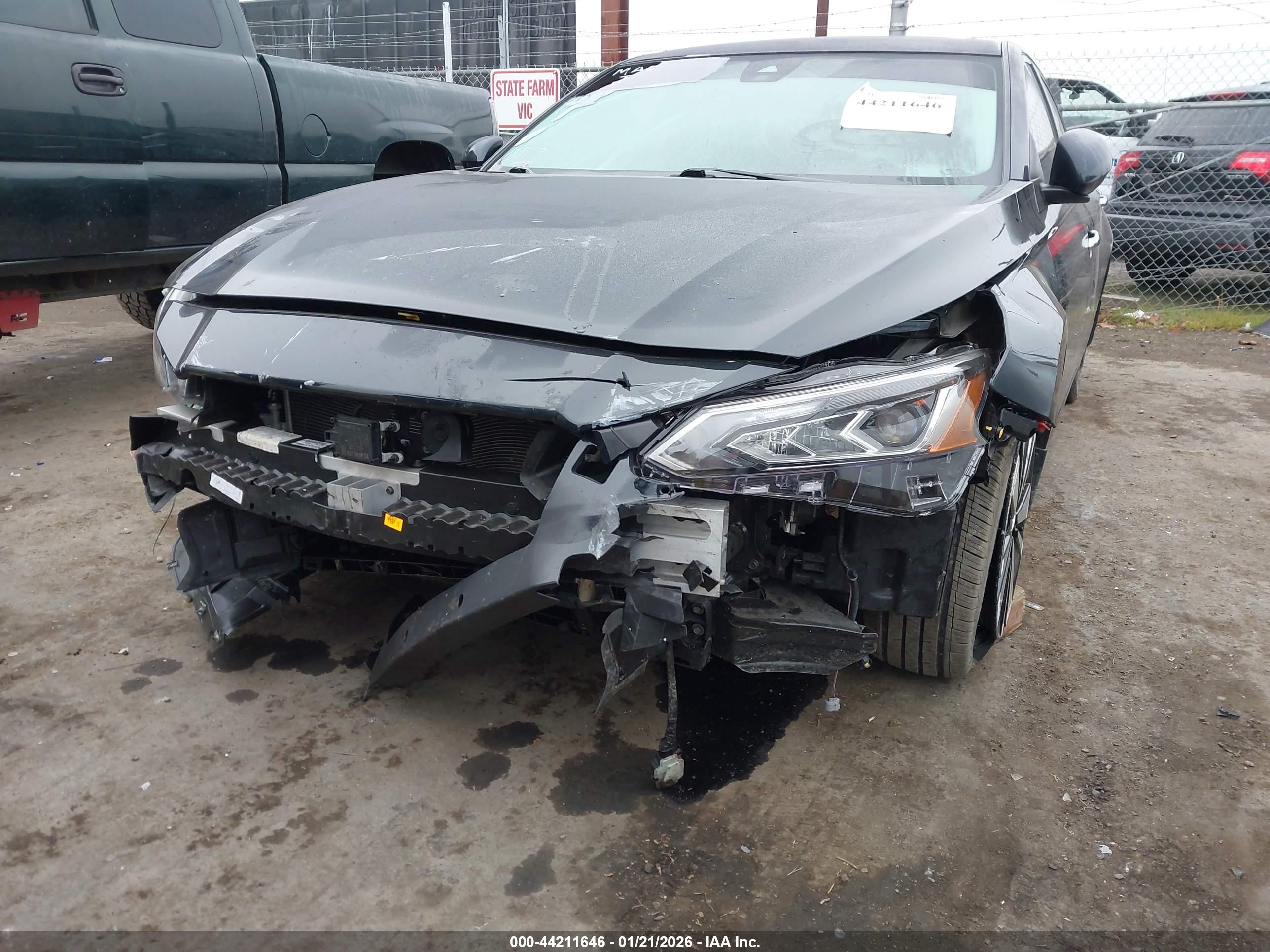 NISSAN ALTIMA image 6