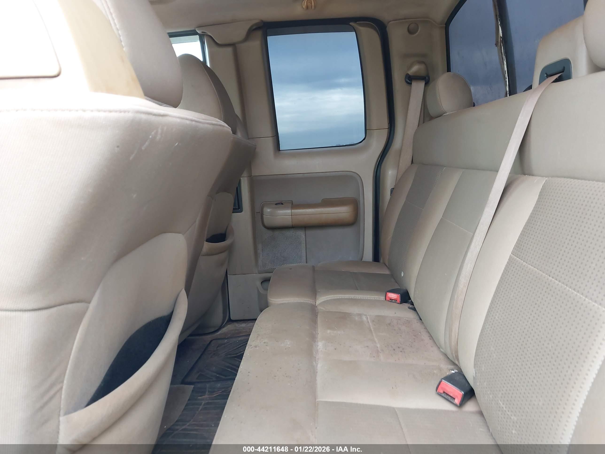 FORD F-150 image 8