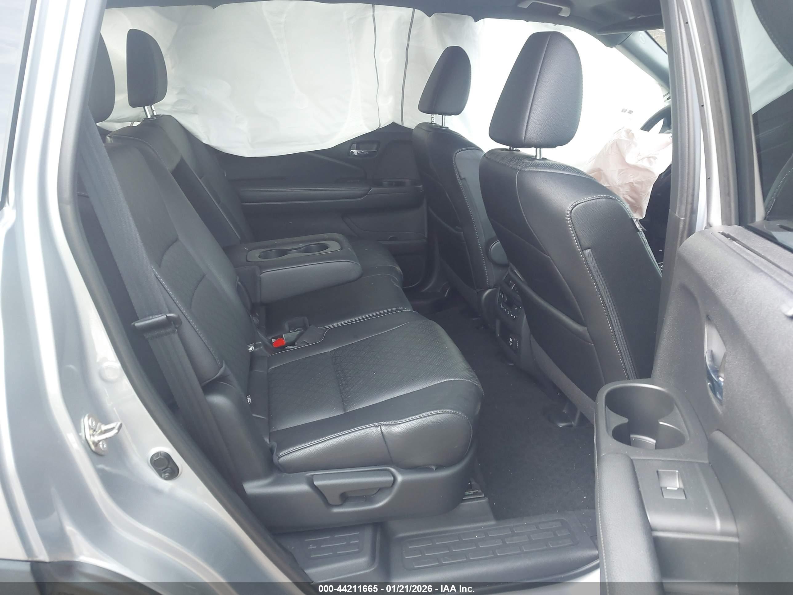 HONDA PASSPORT image 8