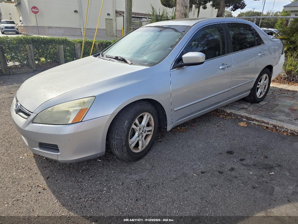 HONDA ACCORD image 2