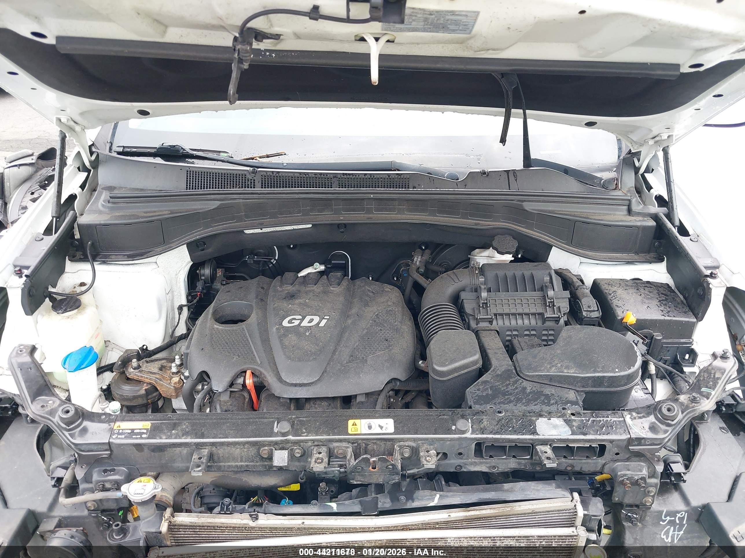 HYUNDAI SANTA image 10
