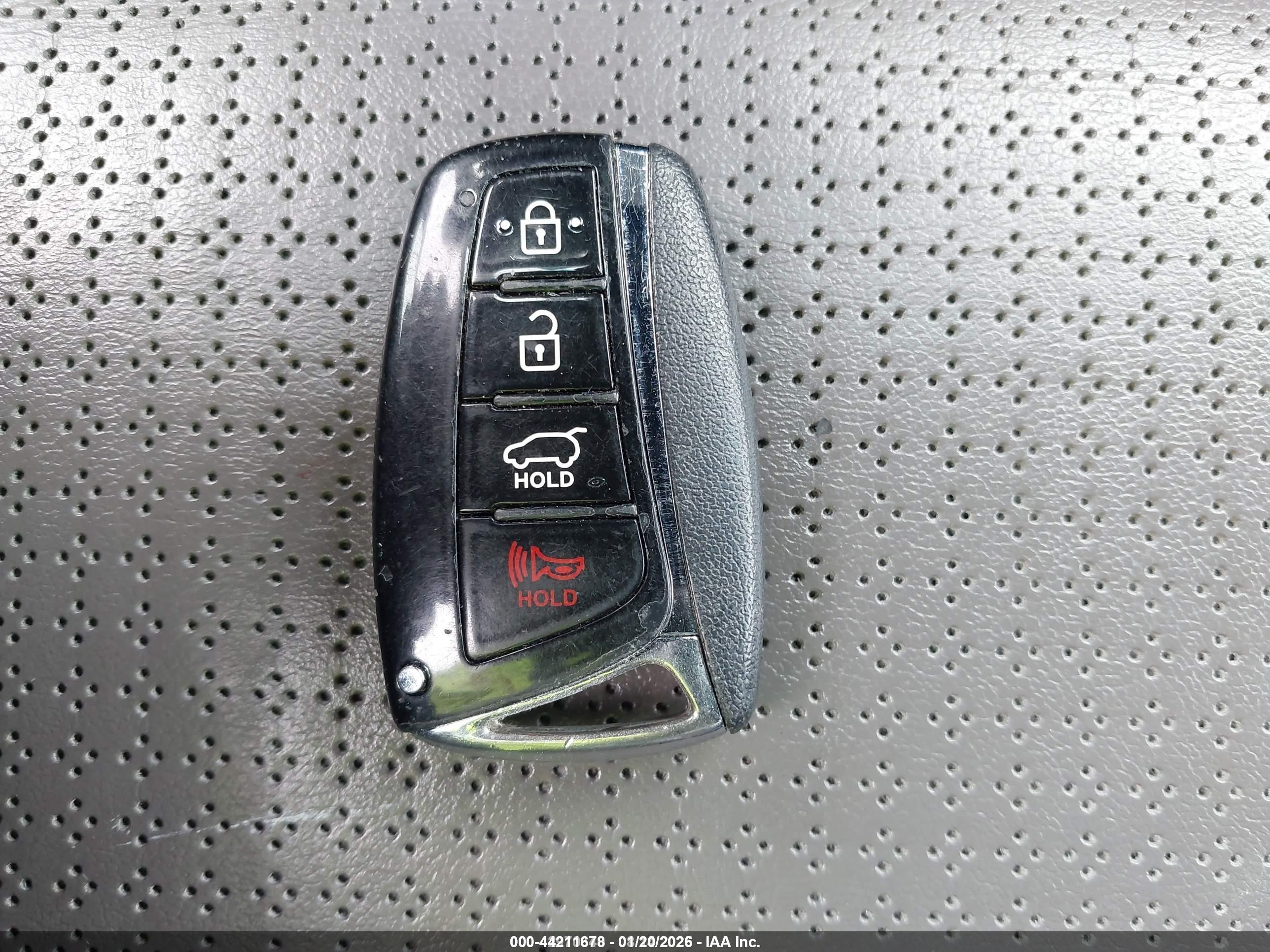 HYUNDAI SANTA image 11
