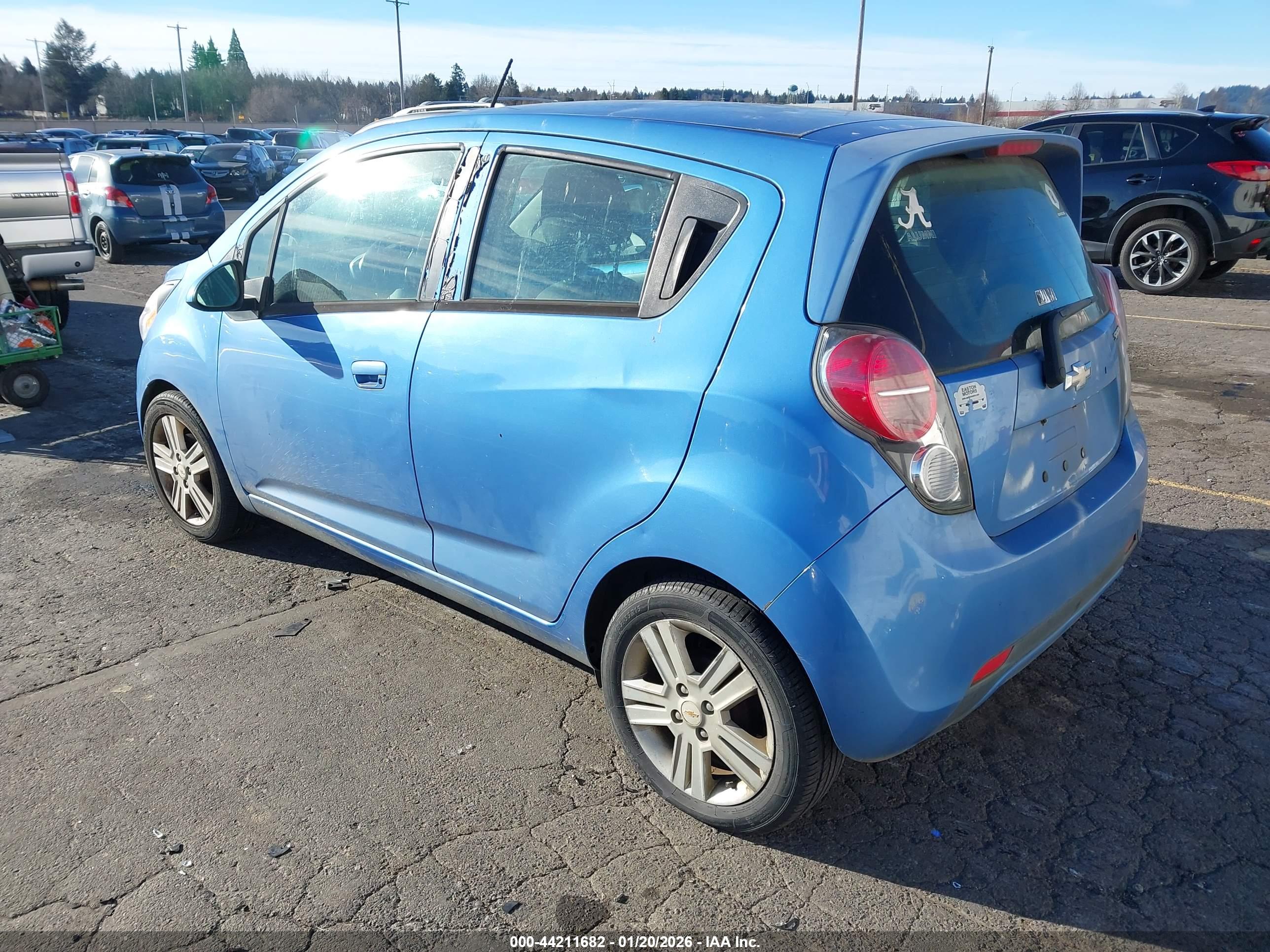 CHEVROLET SPARK image 3