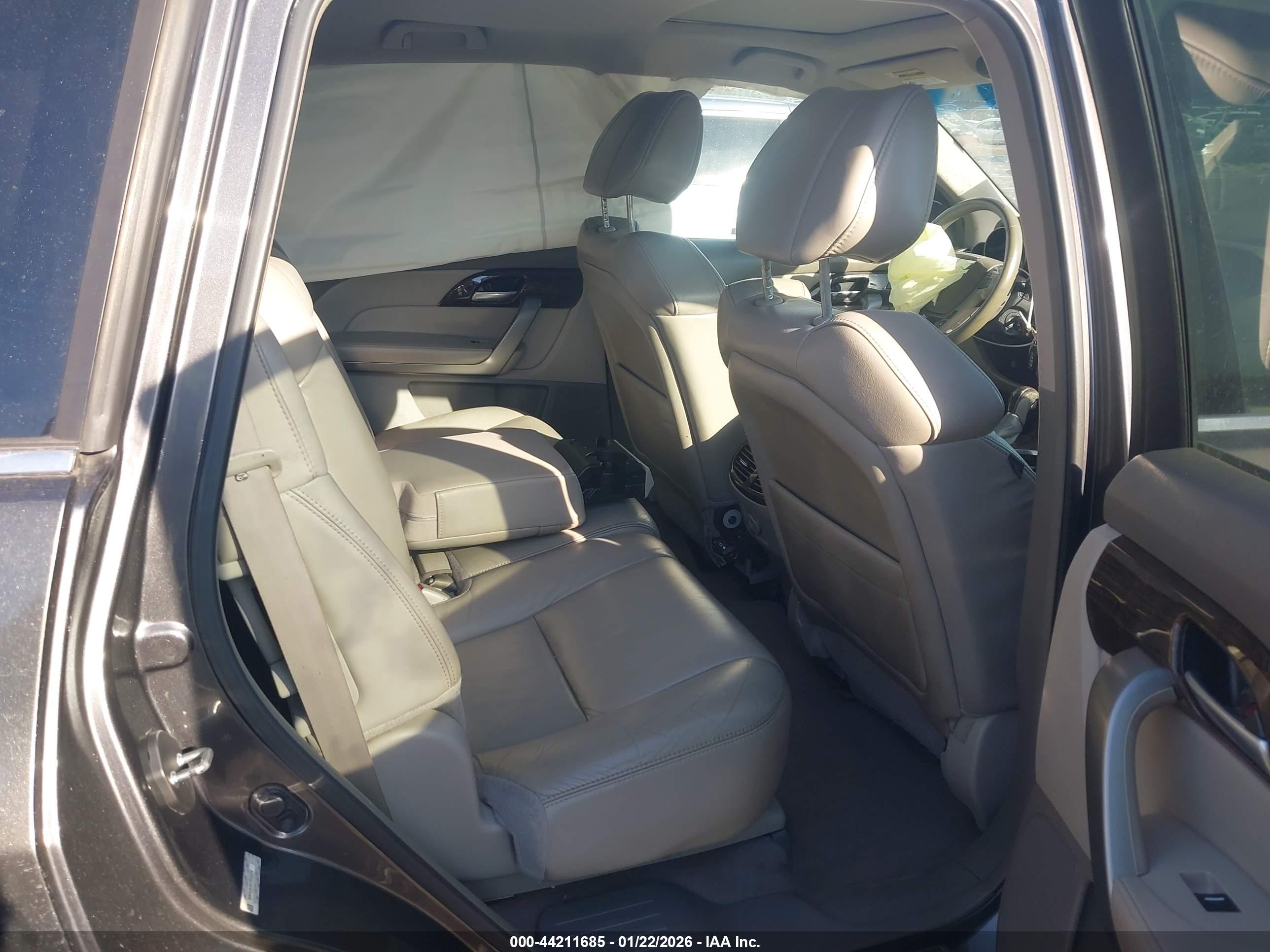 ACURA MDX image 8