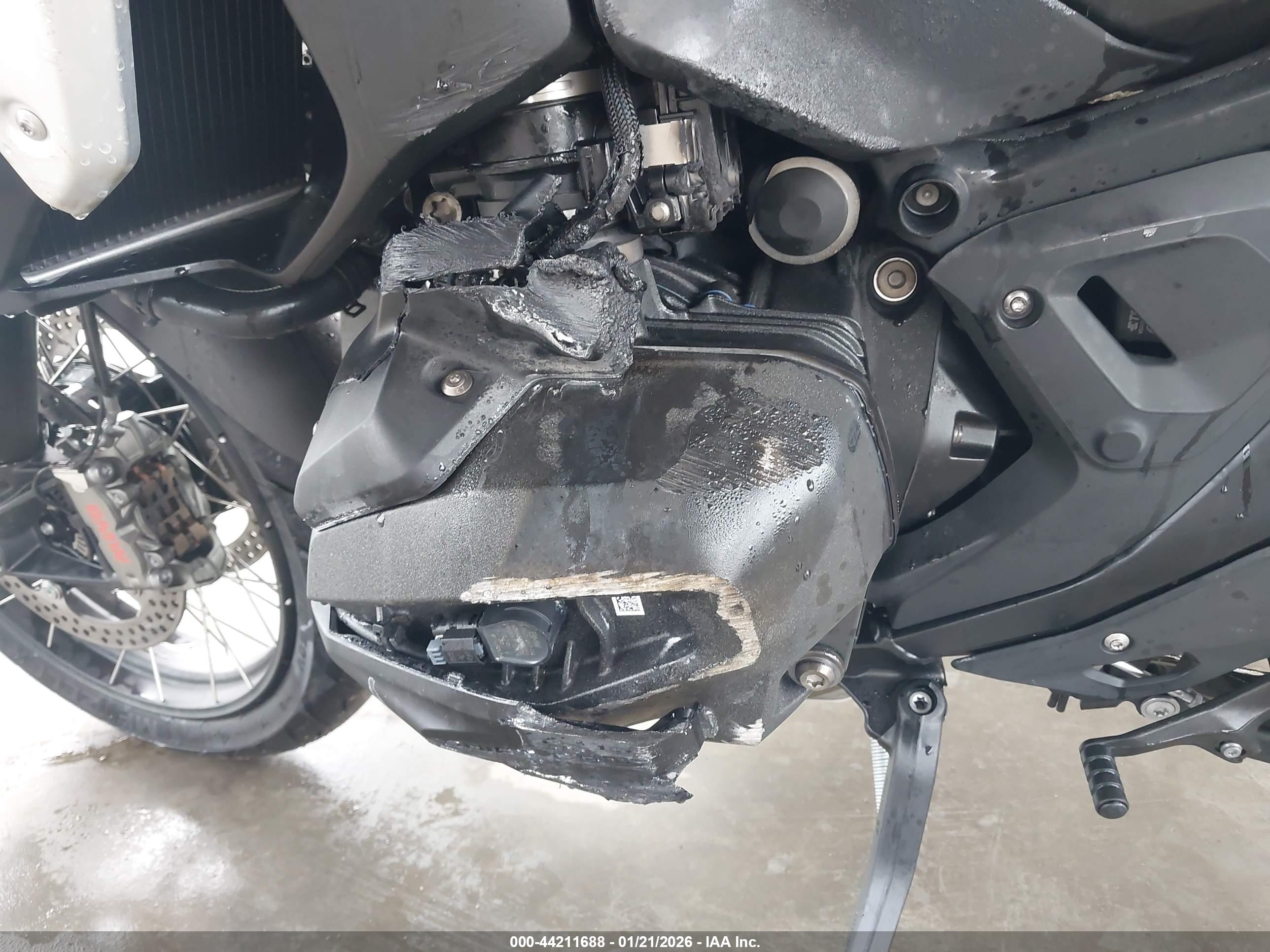BMW R image 9