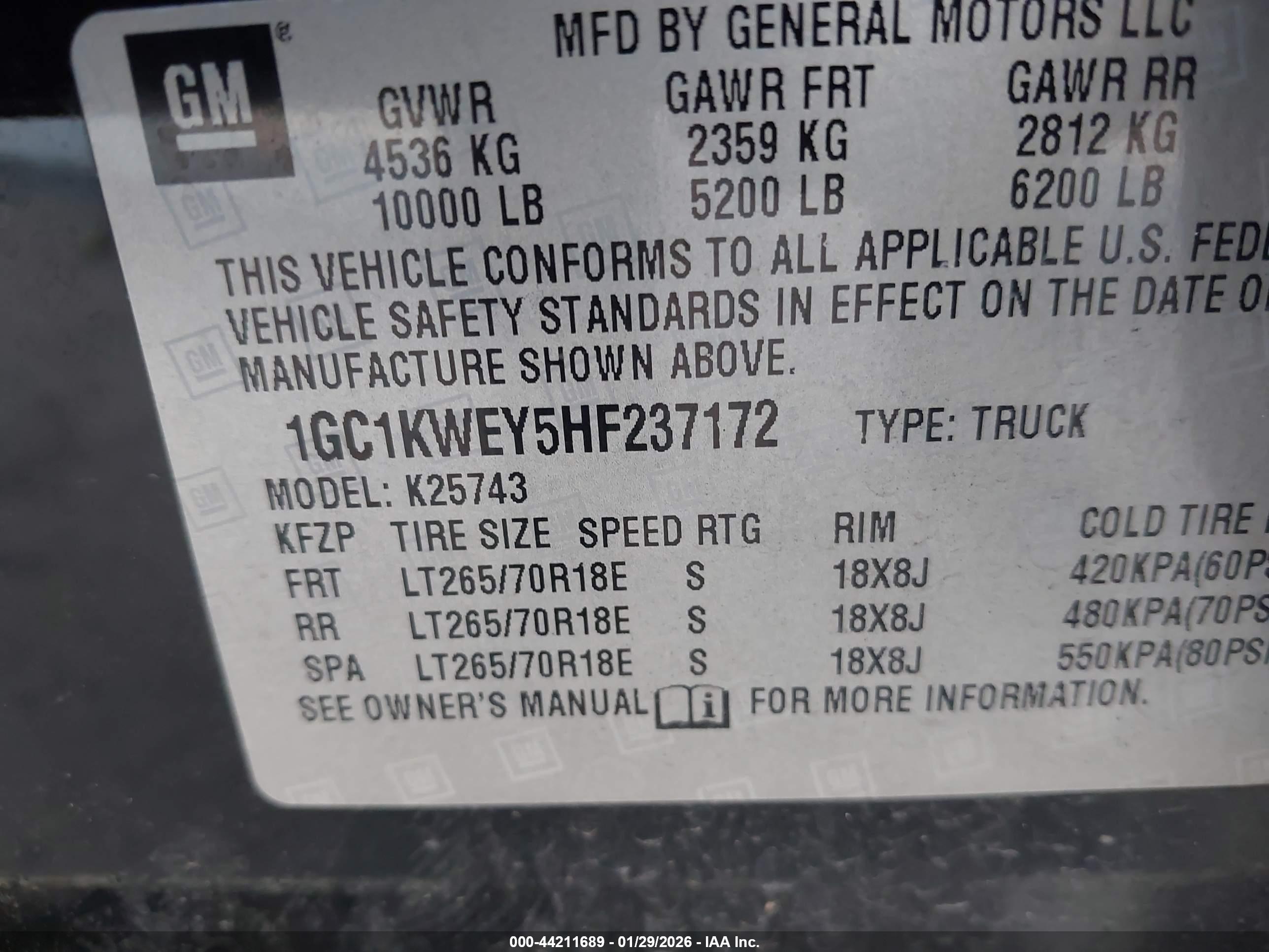 CHEVROLET SILVERADO image 9