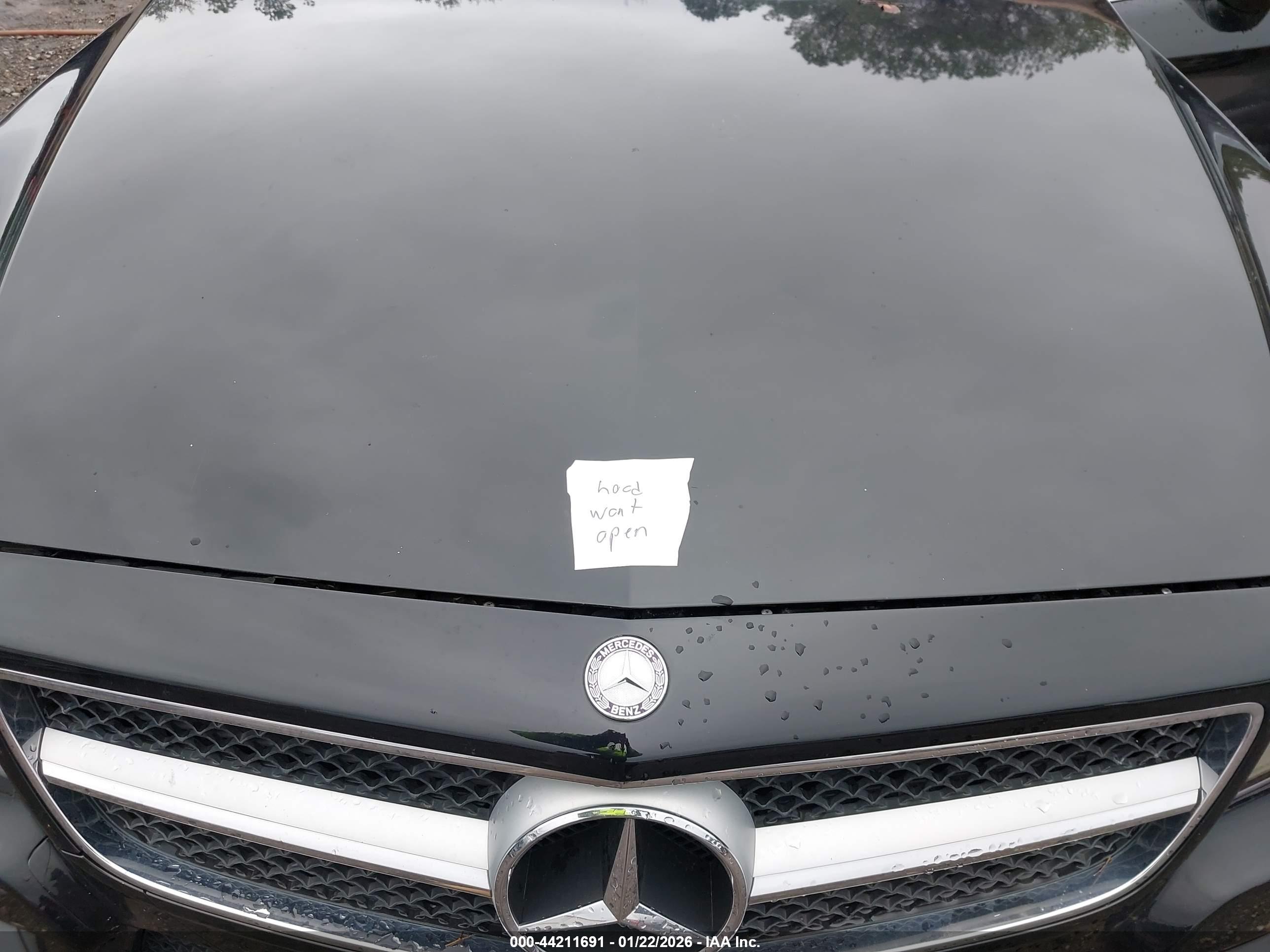 MERCEDES-BENZ CLS image 10