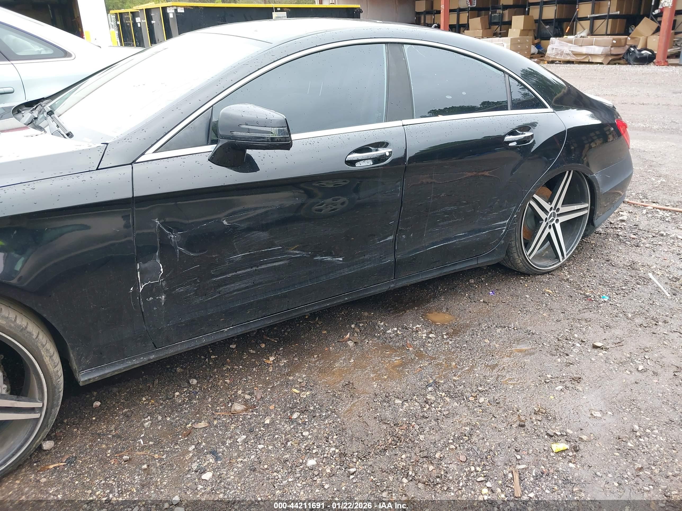 MERCEDES-BENZ CLS image 6