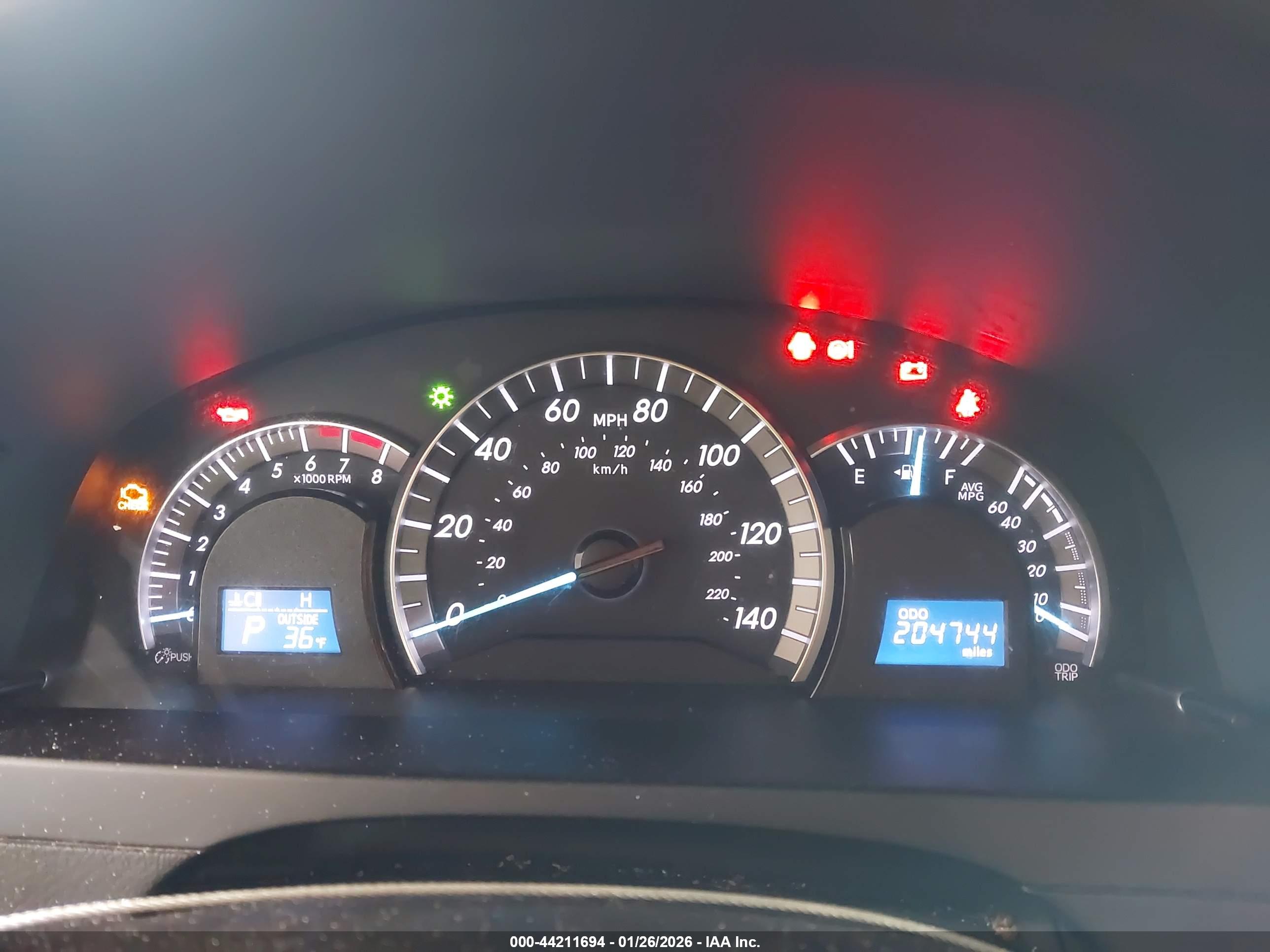 TOYOTA CAMRY image 7