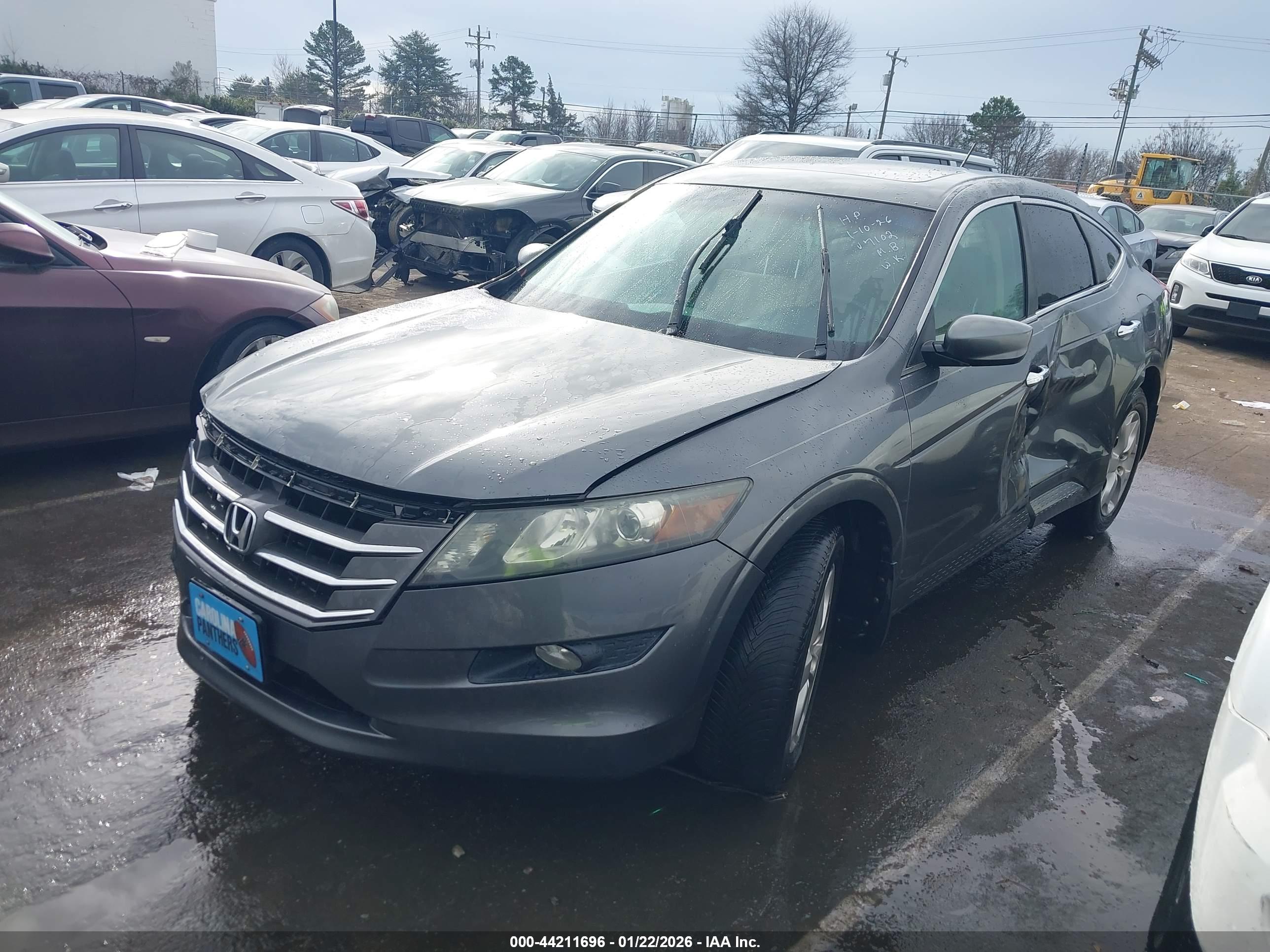 HONDA CROSSTOUR image 2