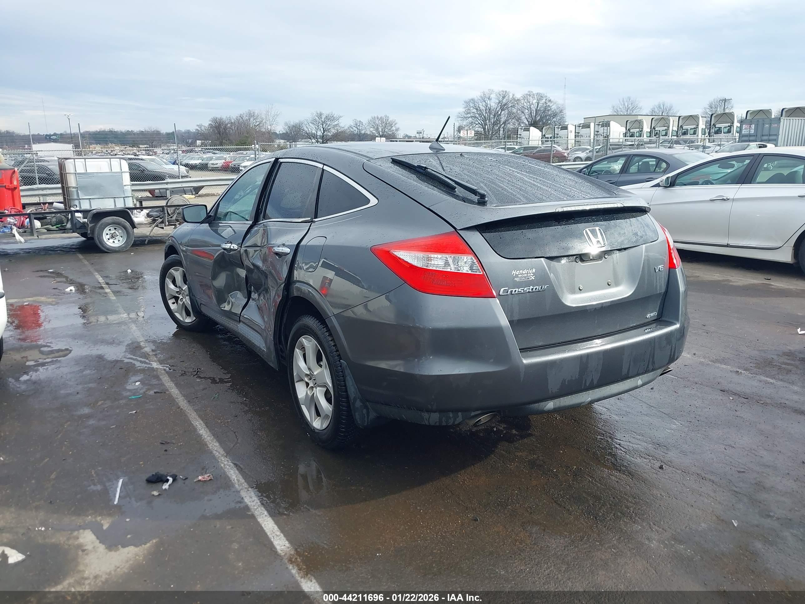 HONDA CROSSTOUR image 3