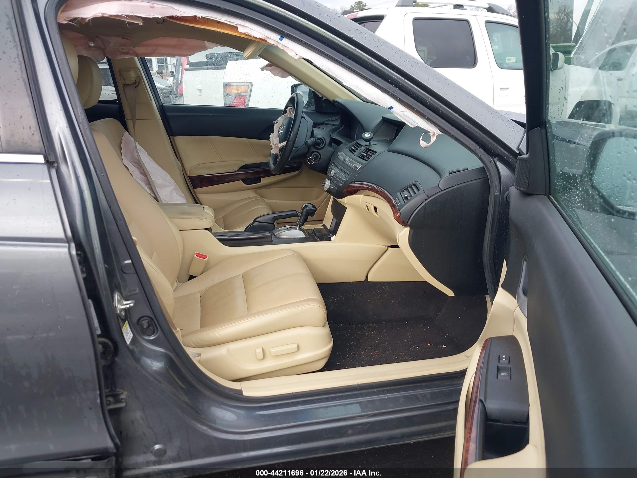 HONDA CROSSTOUR image 5