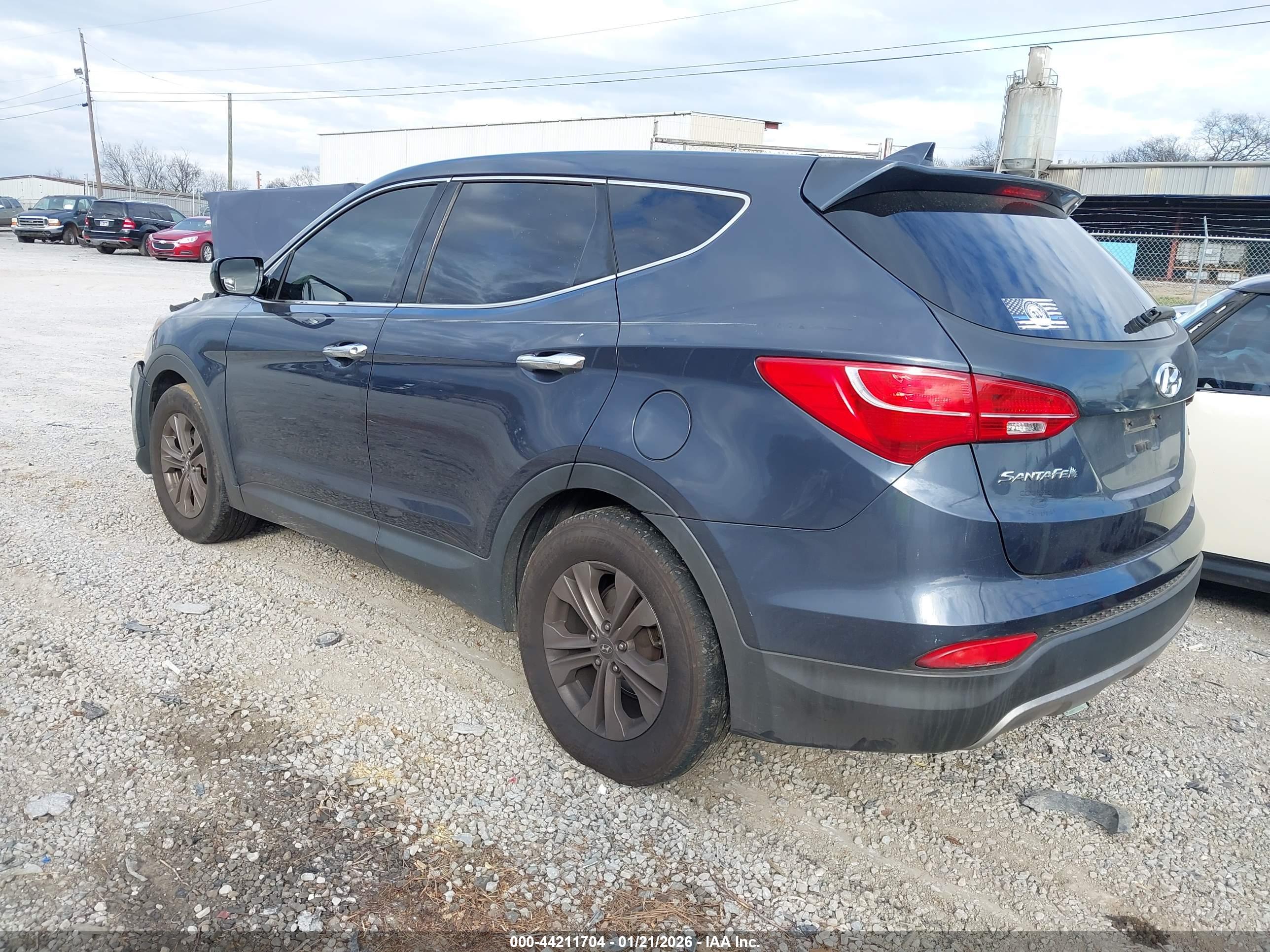 HYUNDAI SANTA image 3
