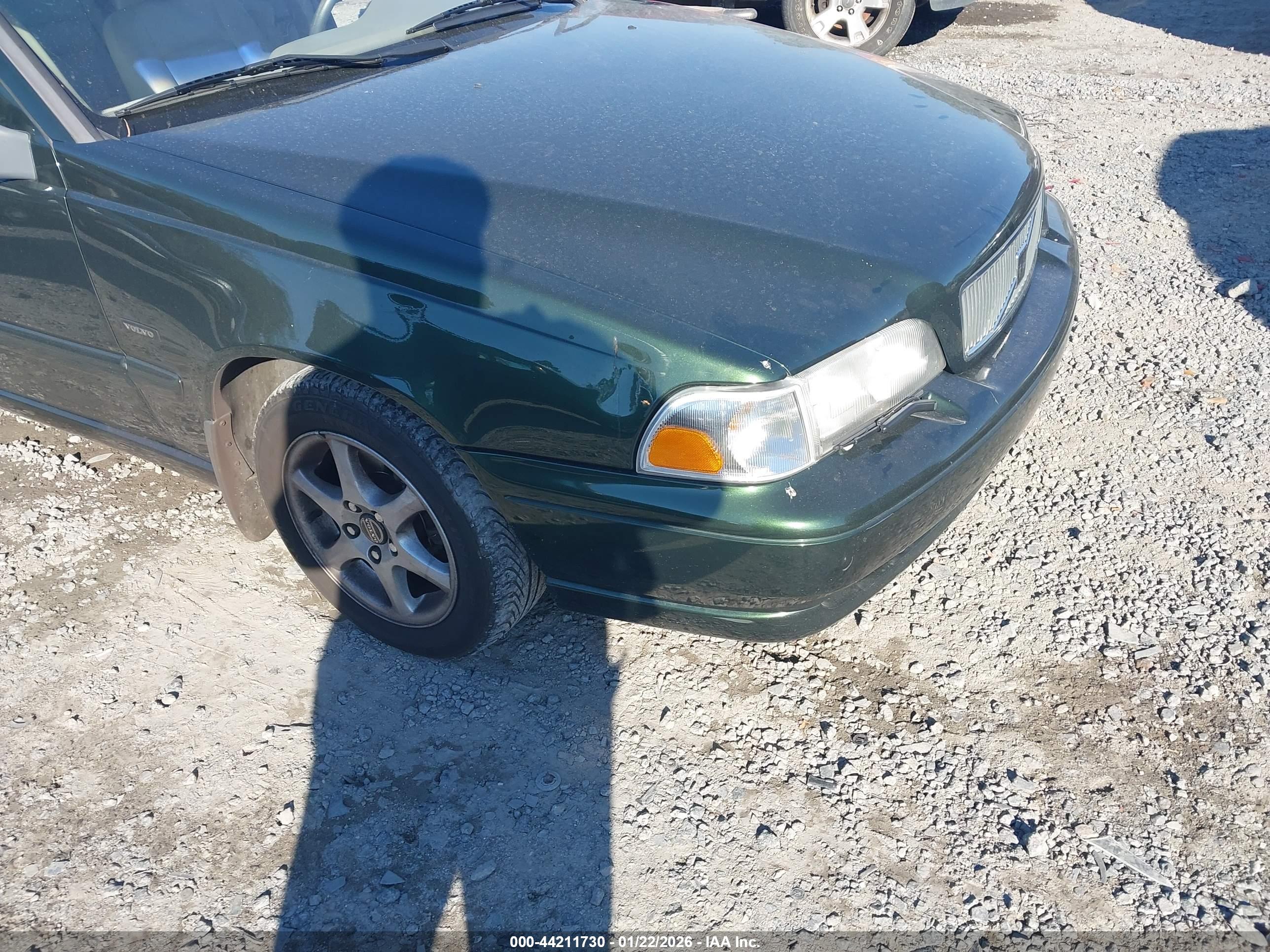 VOLVO S70 image 6