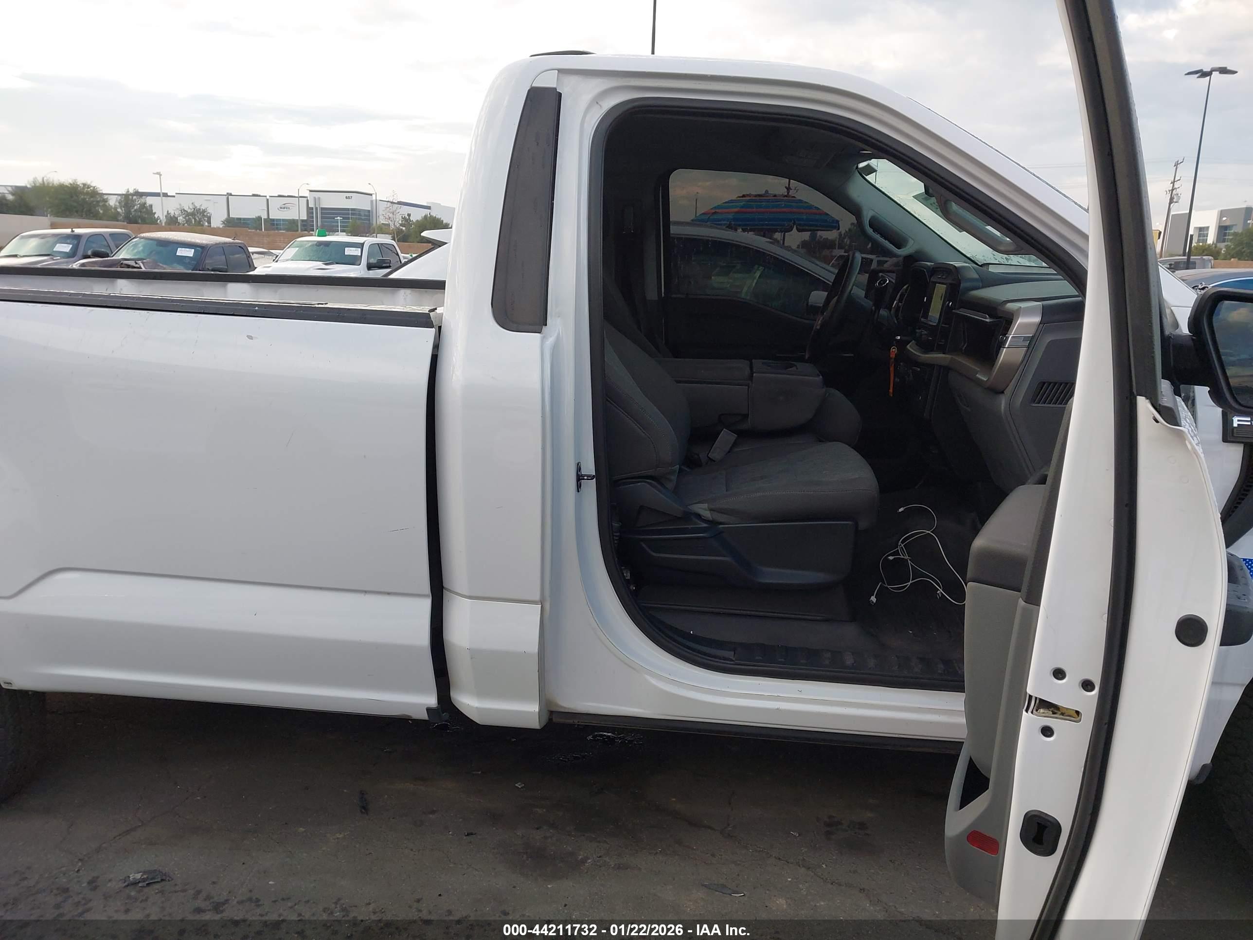 FORD F-150 image 8