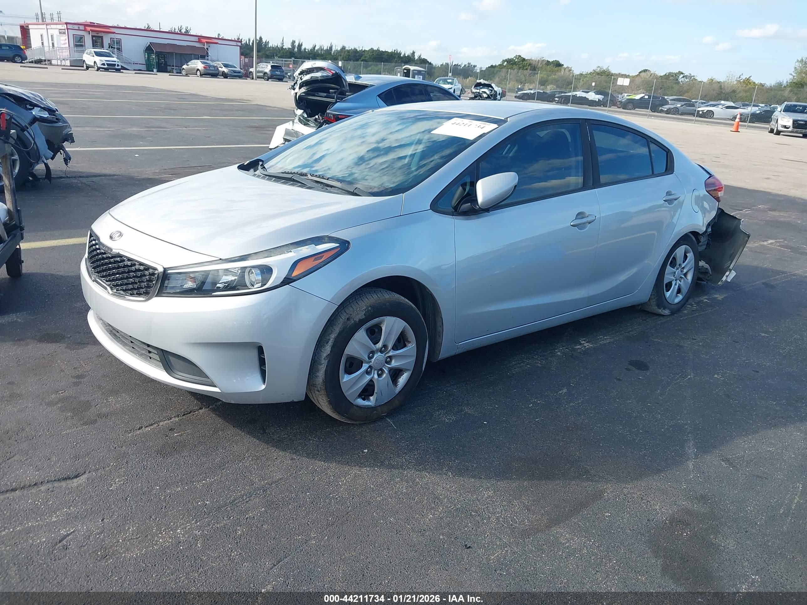KIA FORTE image 2