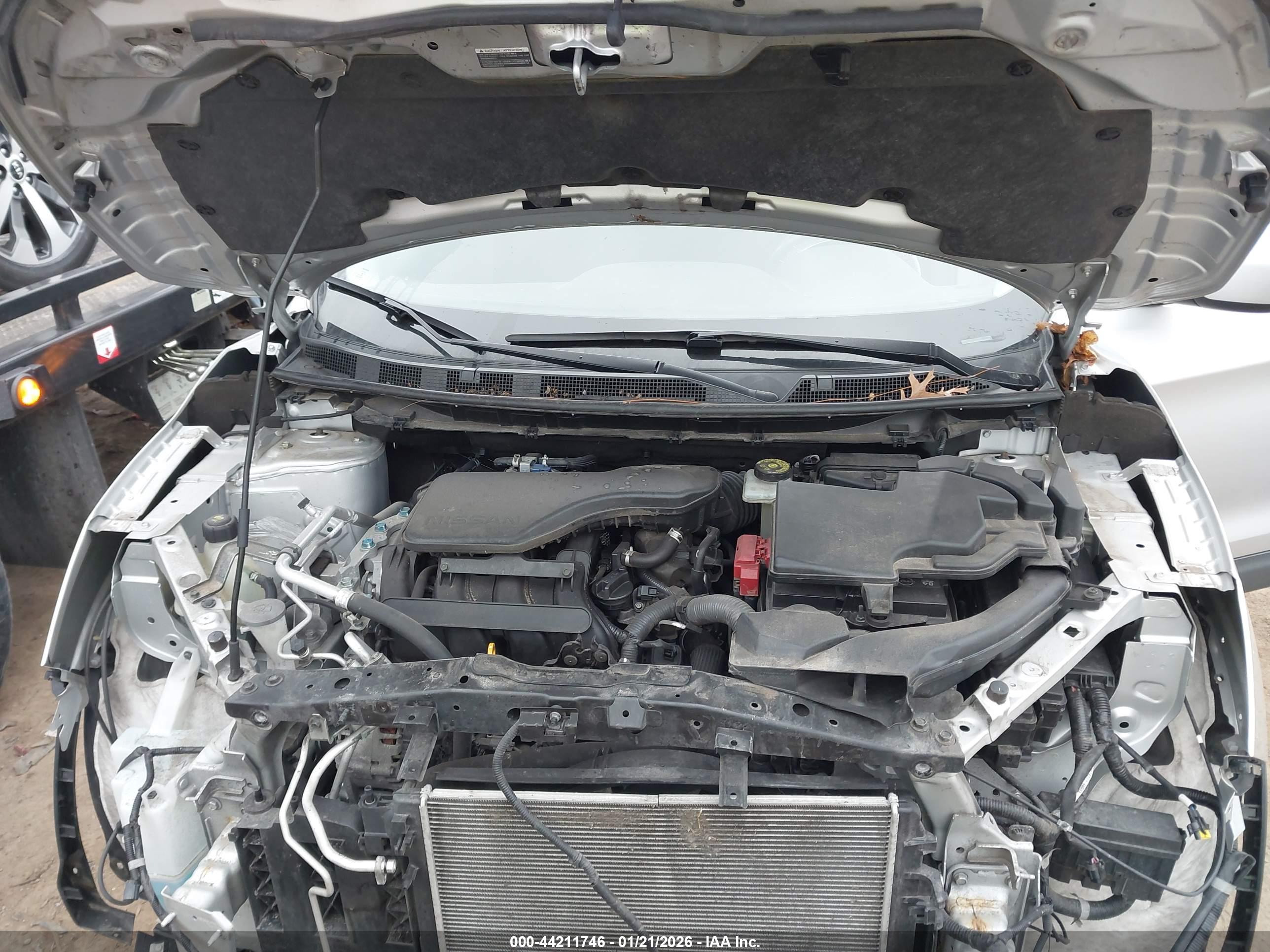 NISSAN ROGUE image 10