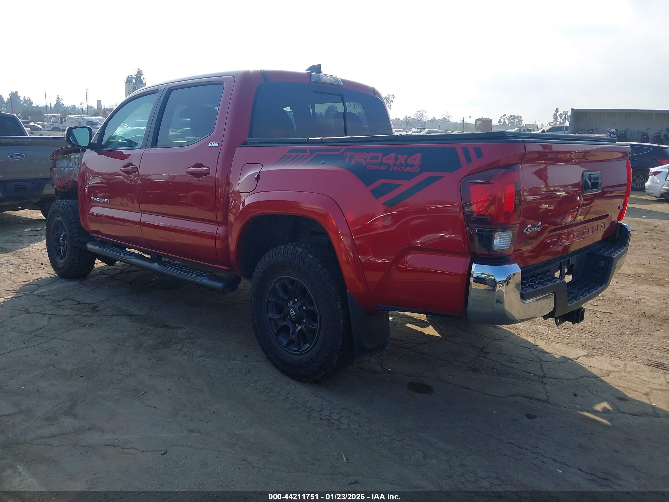 TOYOTA TACOMA image 3