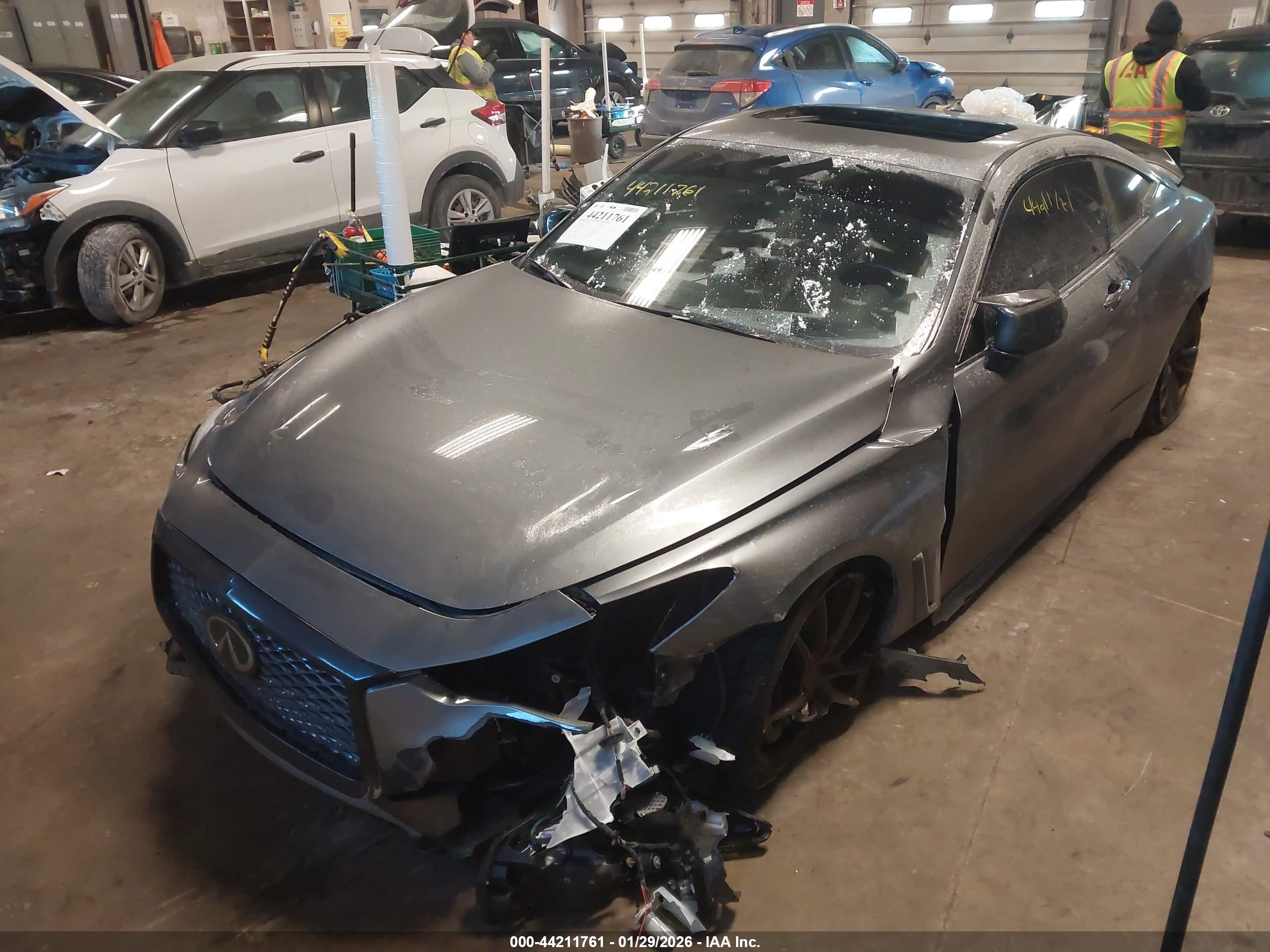 INFINITI Q60 image 2
