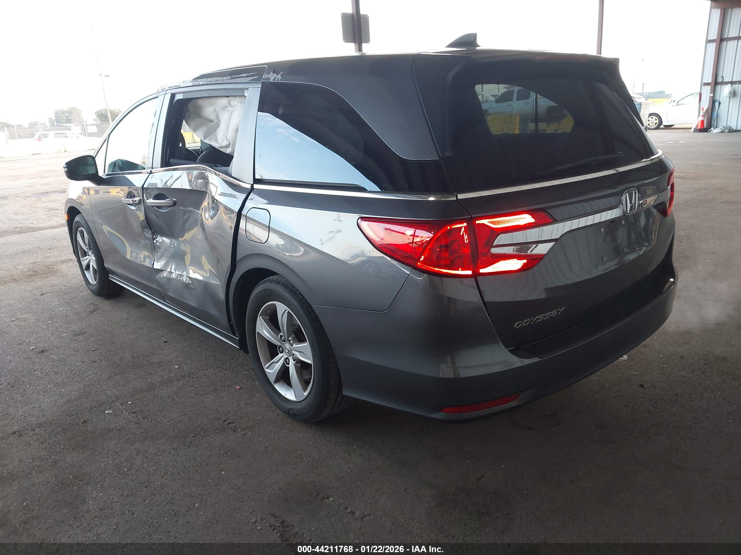 HONDA ODYSSEY image 3