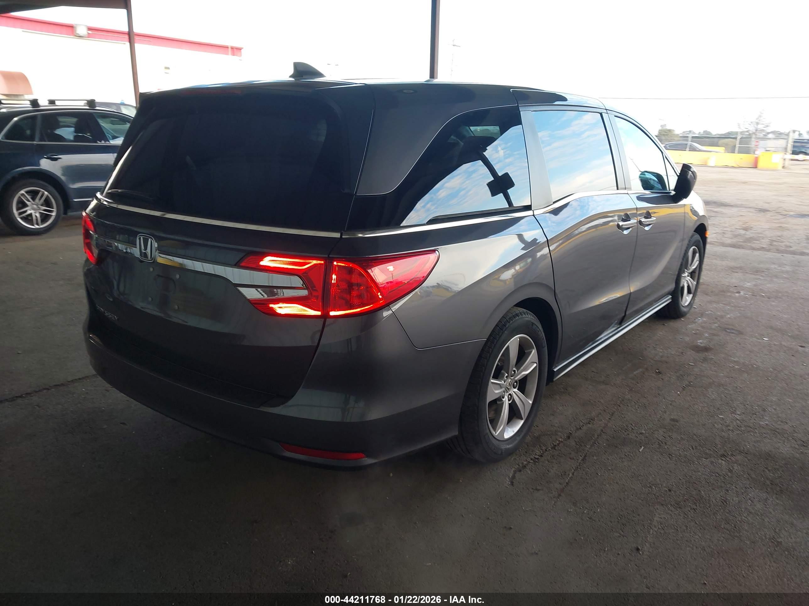 HONDA ODYSSEY image 4