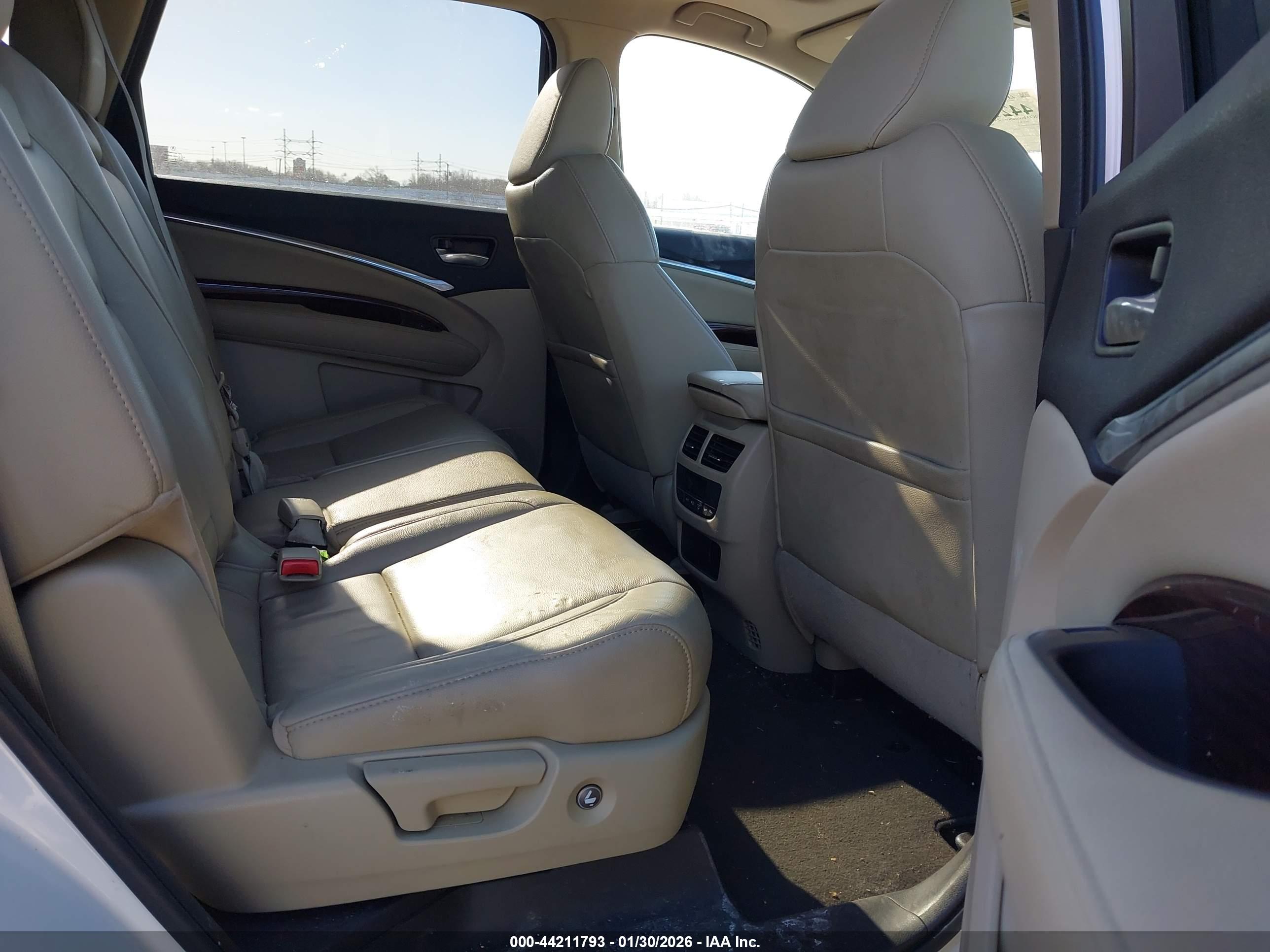 ACURA MDX image 8
