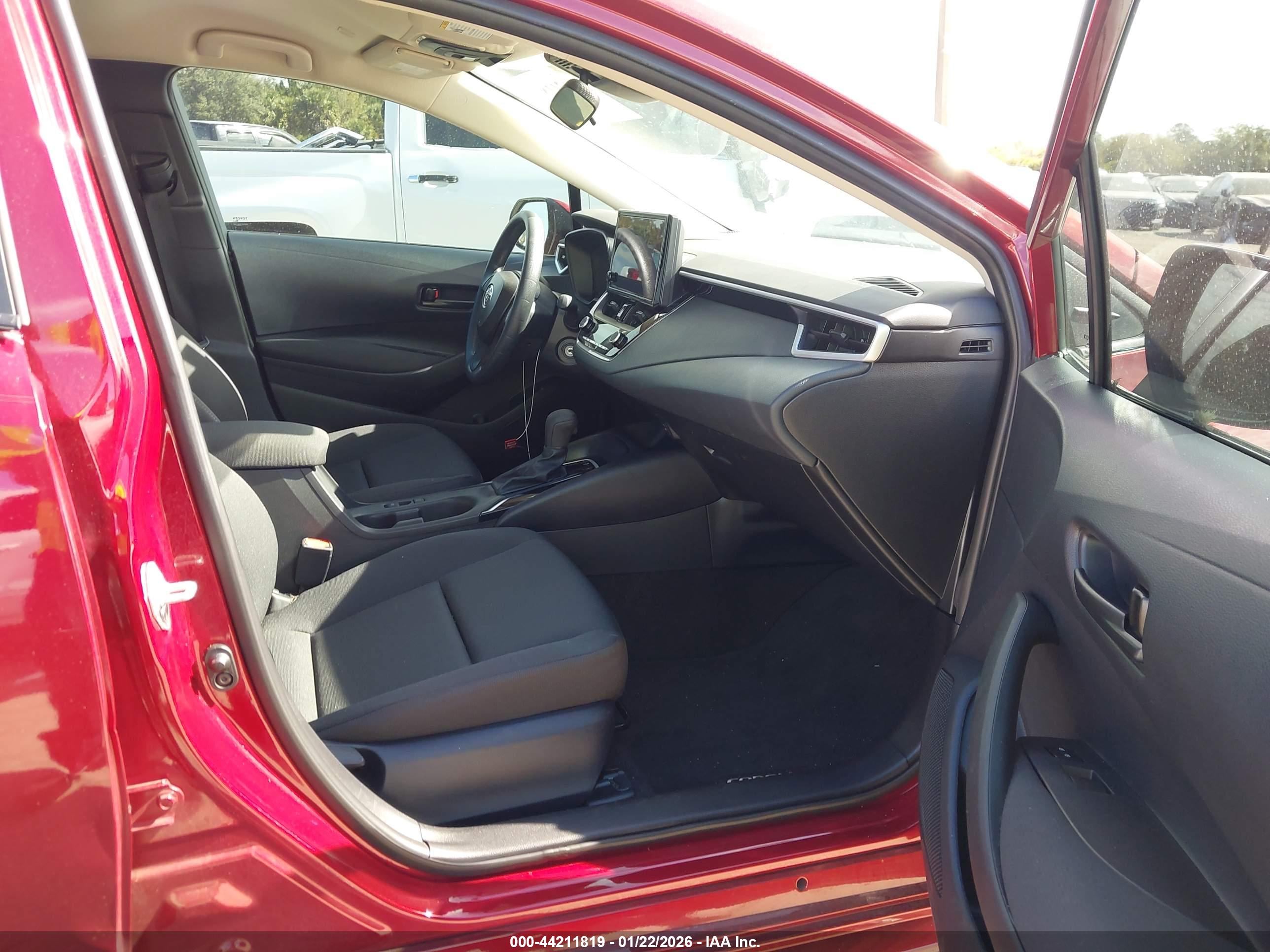 TOYOTA COROLLA image 5