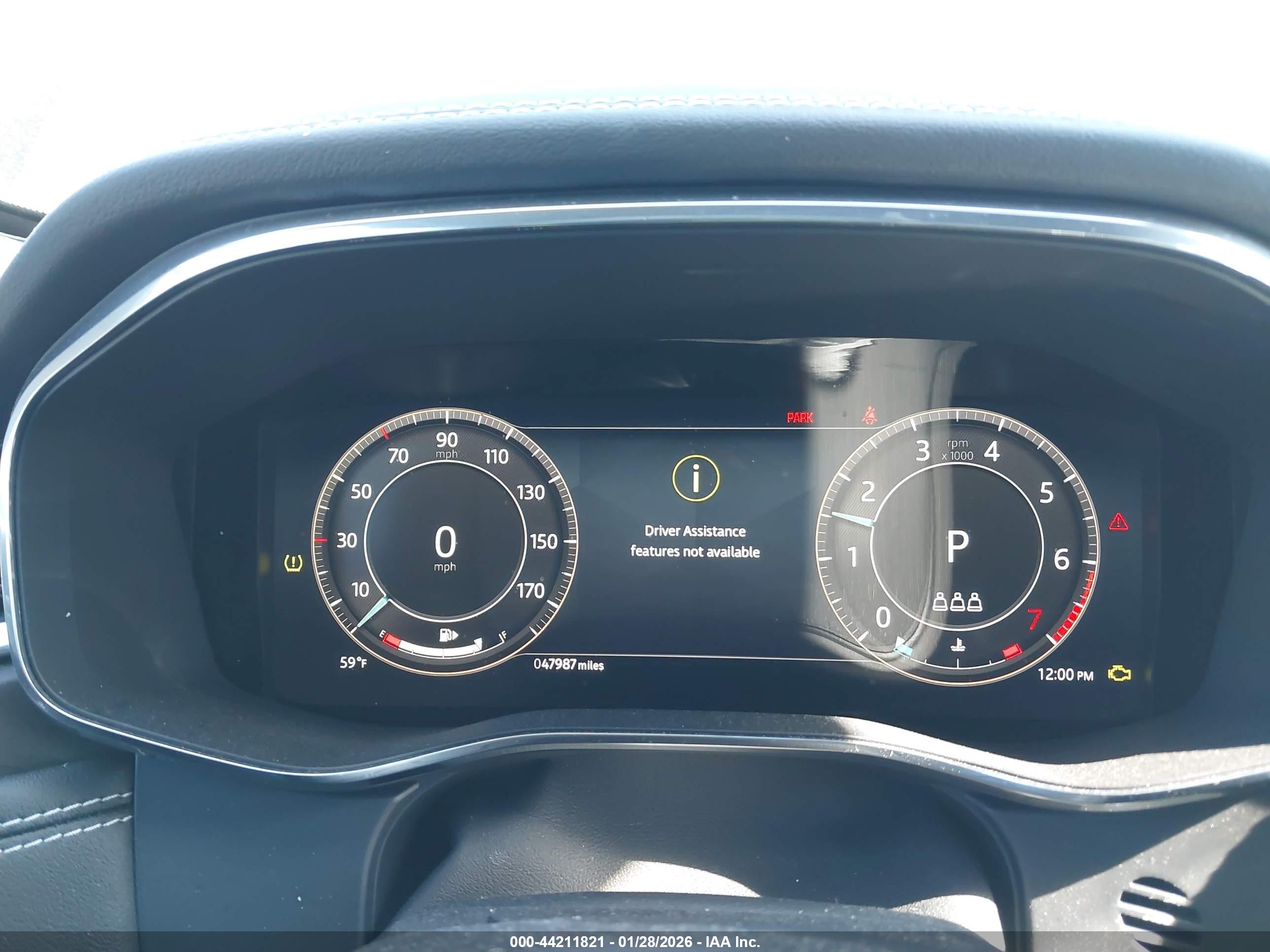 JAGUAR F-PACE image 7