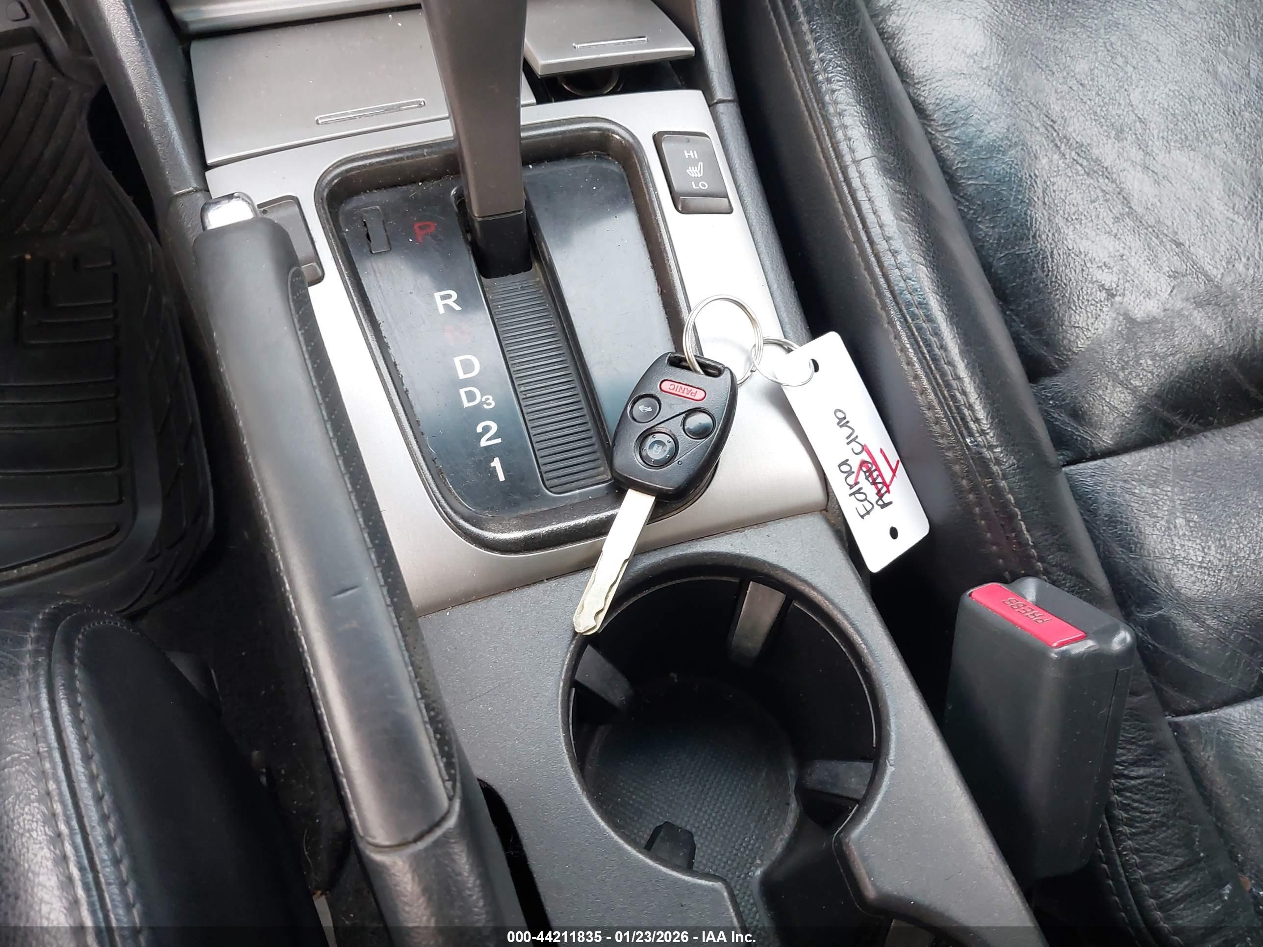 HONDA ACCORD image 11