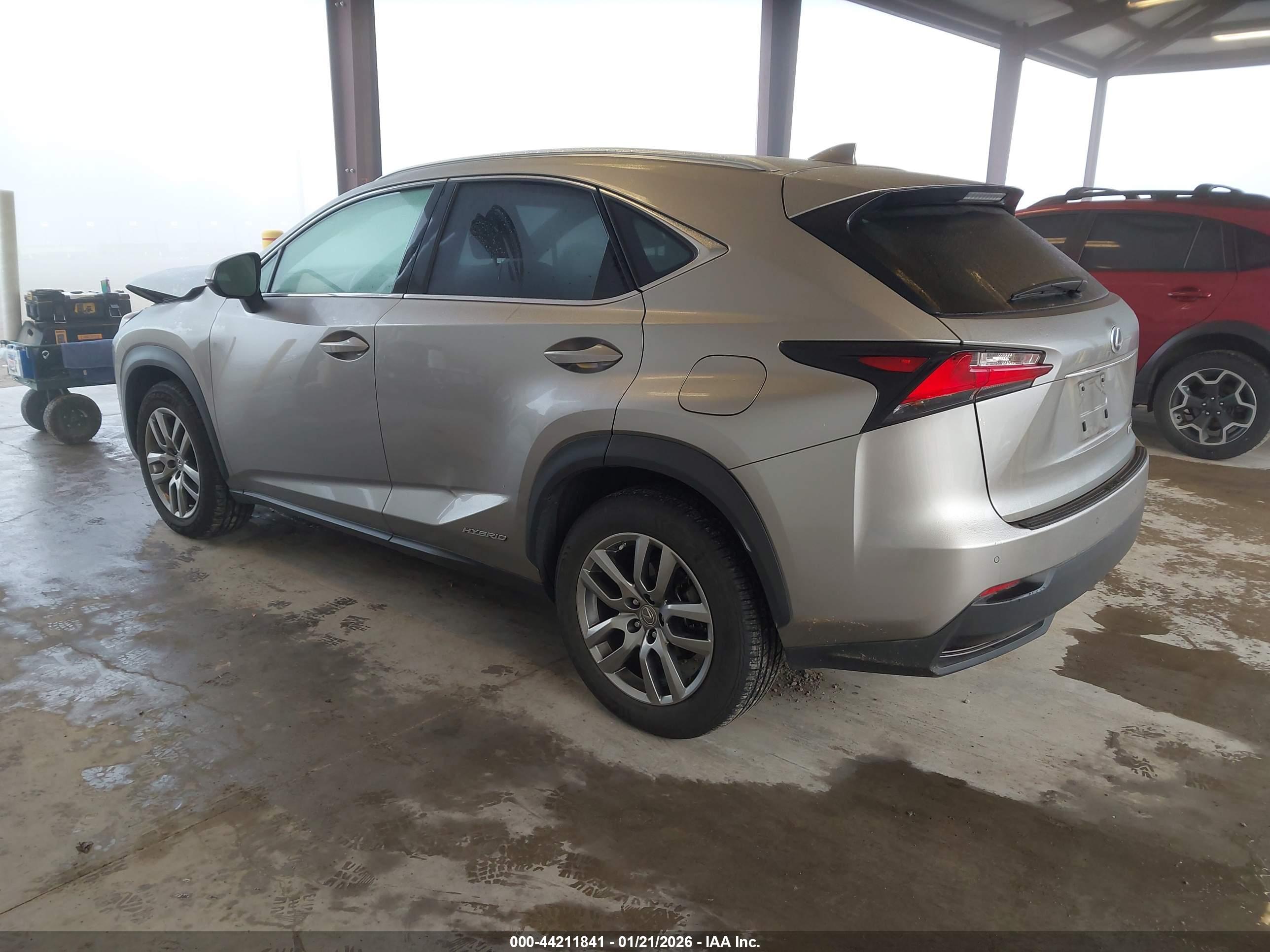 LEXUS NX image 3